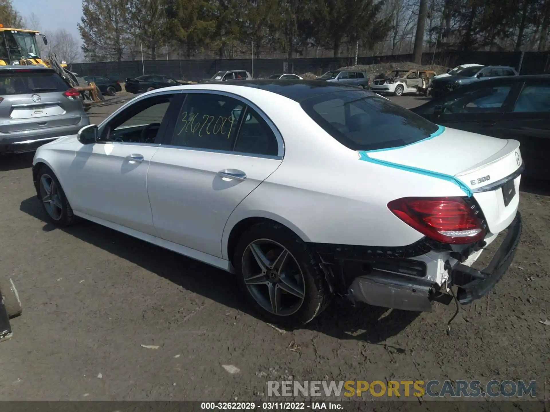 3 Photograph of a damaged car WDDZF4KB7KA624344 MERCEDES-BENZ E-CLASS 2019