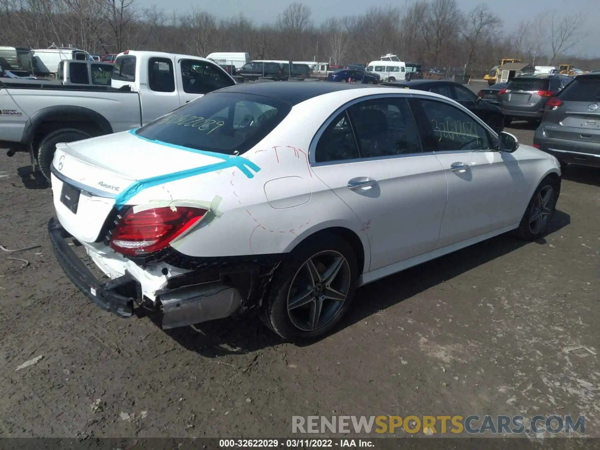 4 Photograph of a damaged car WDDZF4KB7KA624344 MERCEDES-BENZ E-CLASS 2019