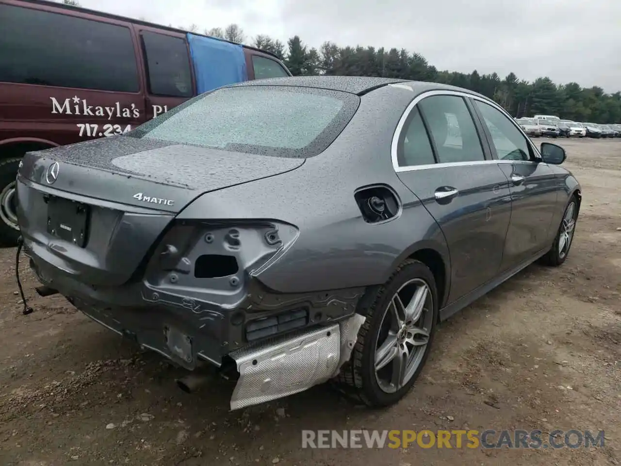 4 Photograph of a damaged car WDDZF4KB7KA631407 MERCEDES-BENZ E-CLASS 2019