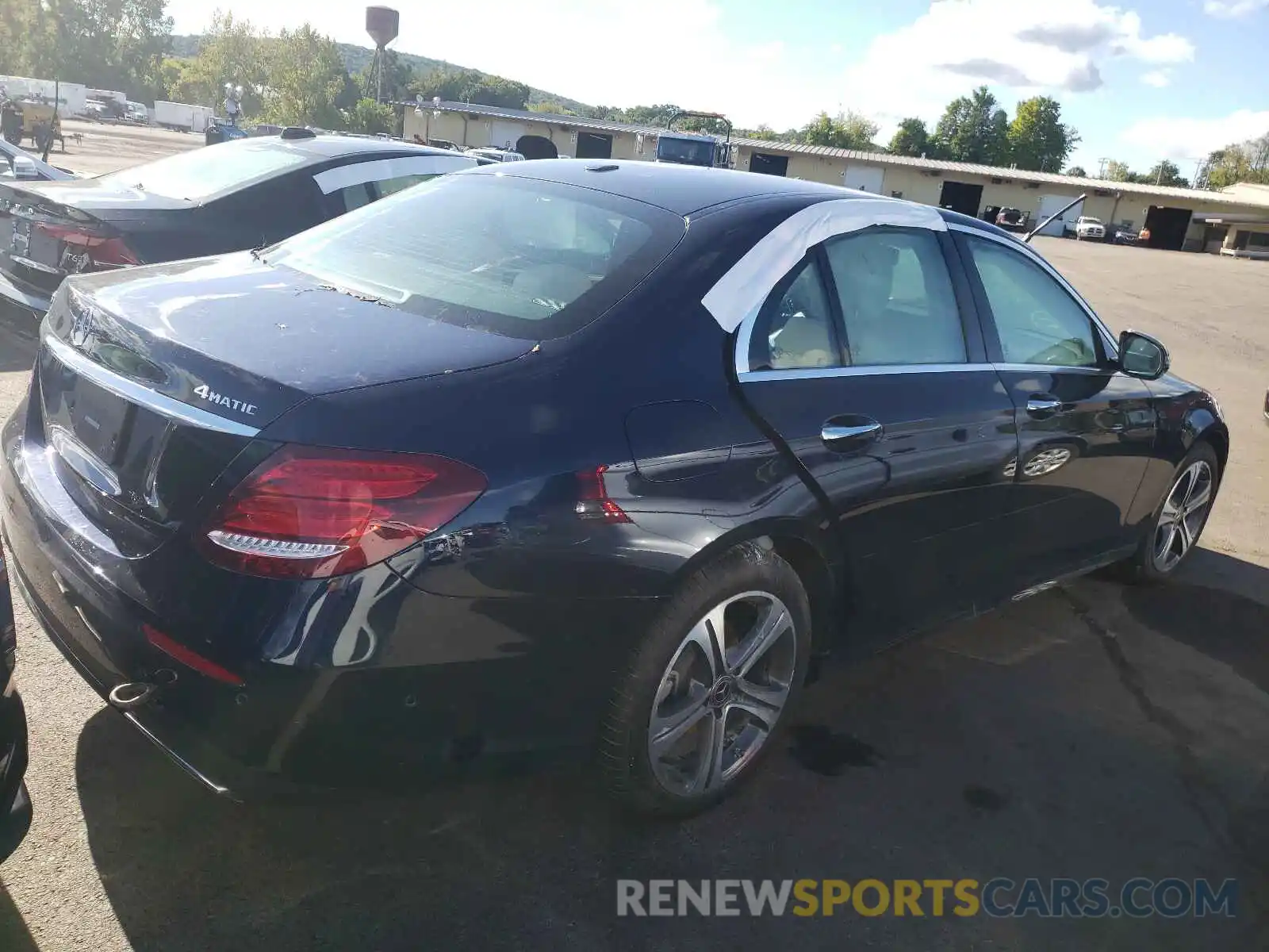 4 Photograph of a damaged car WDDZF4KB7KA642956 MERCEDES-BENZ E-CLASS 2019