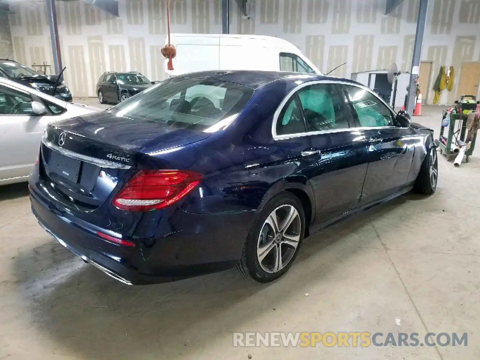 4 Photograph of a damaged car WDDZF4KB7KA665752 MERCEDES-BENZ E CLASS 2019