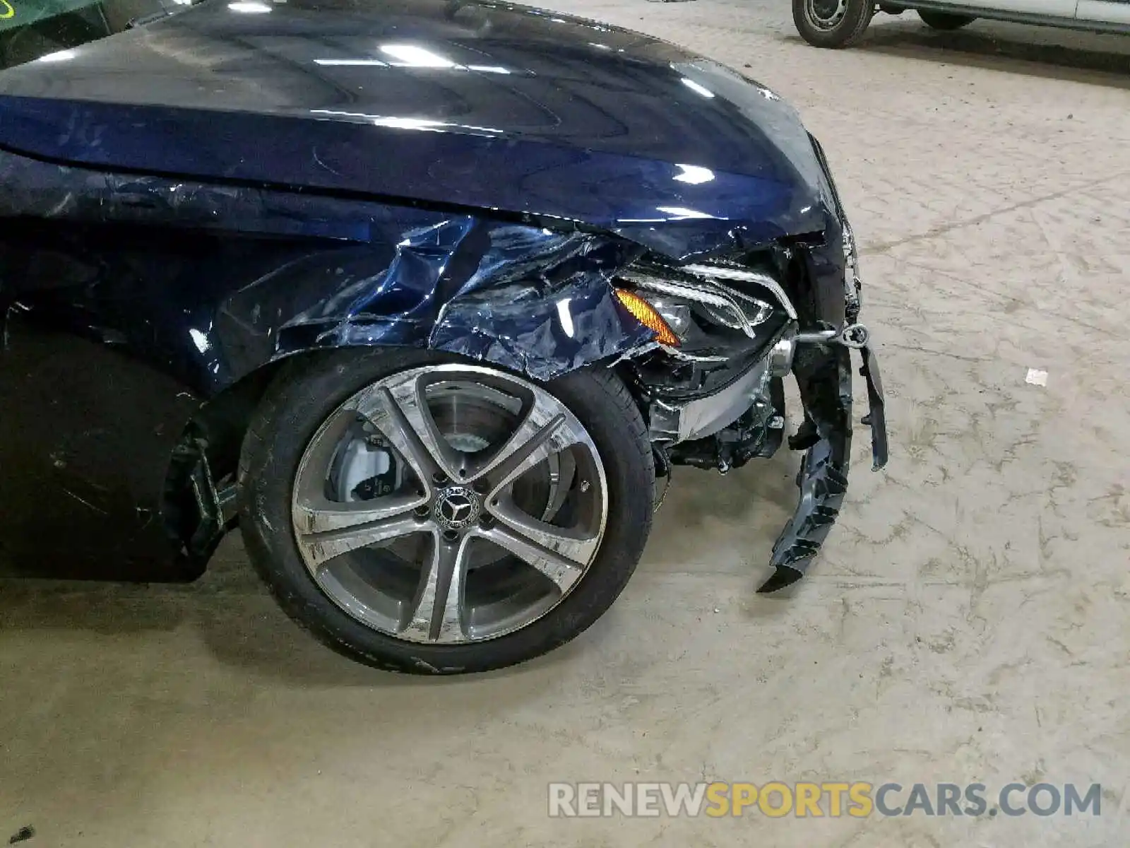 9 Photograph of a damaged car WDDZF4KB7KA665752 MERCEDES-BENZ E CLASS 2019