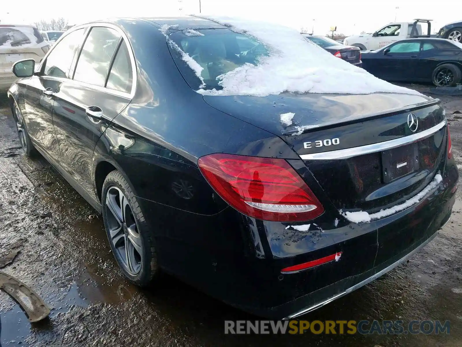 3 Photograph of a damaged car WDDZF4KB7KA673771 MERCEDES-BENZ E CLASS 2019