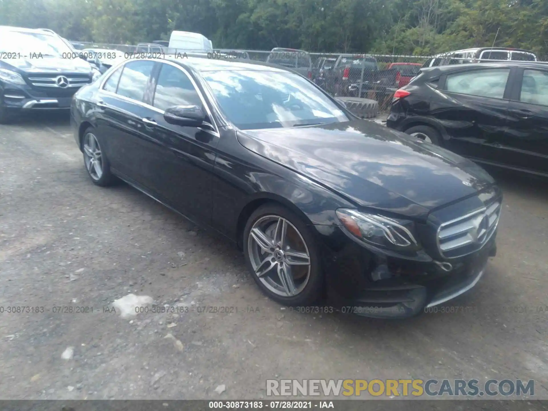 1 Photograph of a damaged car WDDZF4KB8KA523412 MERCEDES-BENZ E-CLASS 2019