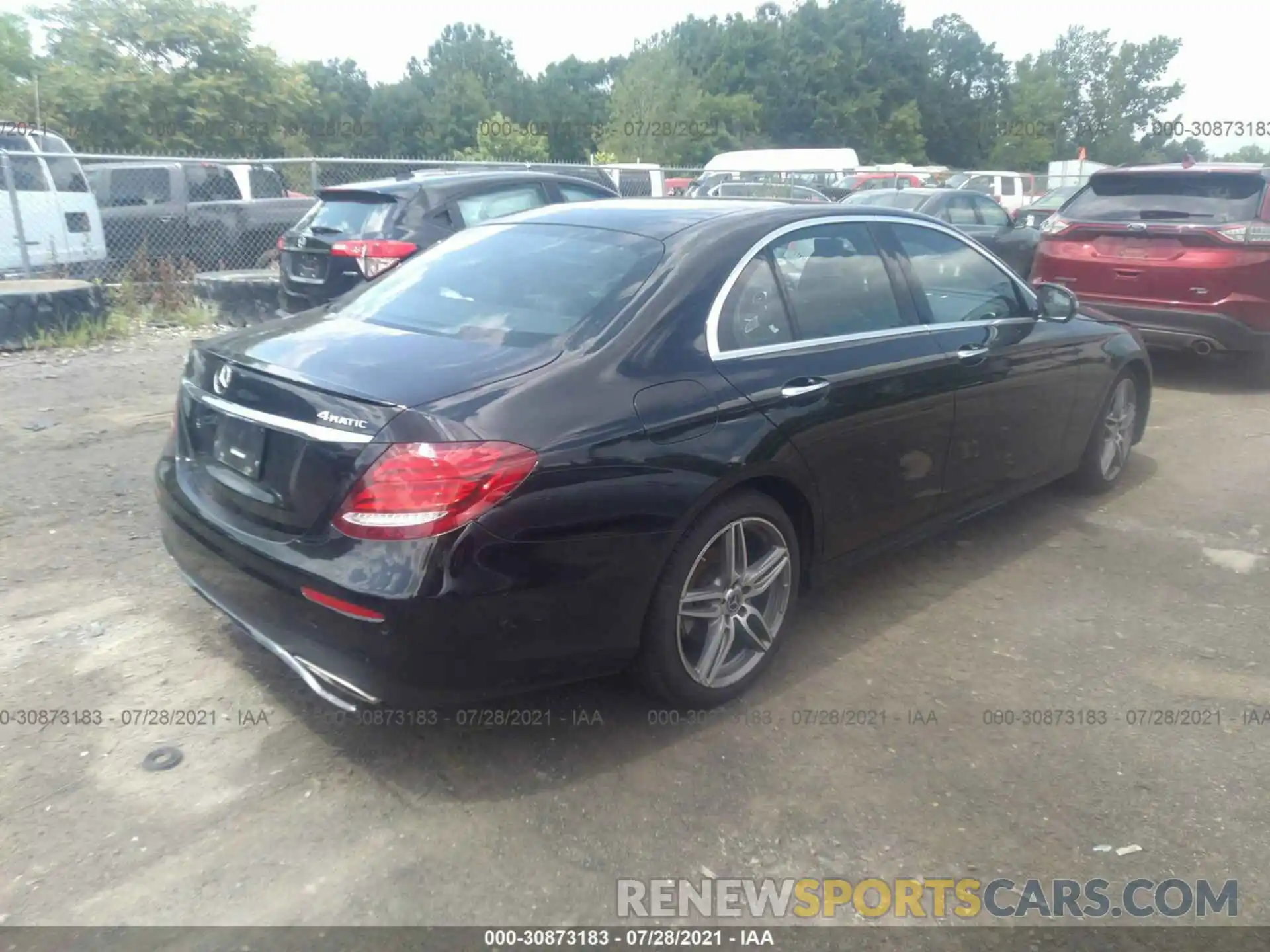 4 Photograph of a damaged car WDDZF4KB8KA523412 MERCEDES-BENZ E-CLASS 2019