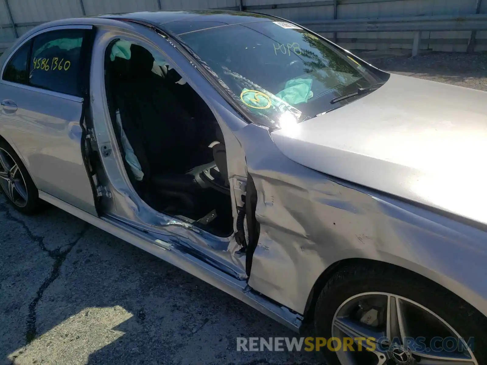 9 Photograph of a damaged car WDDZF4KB8KA529131 MERCEDES-BENZ E CLASS 2019