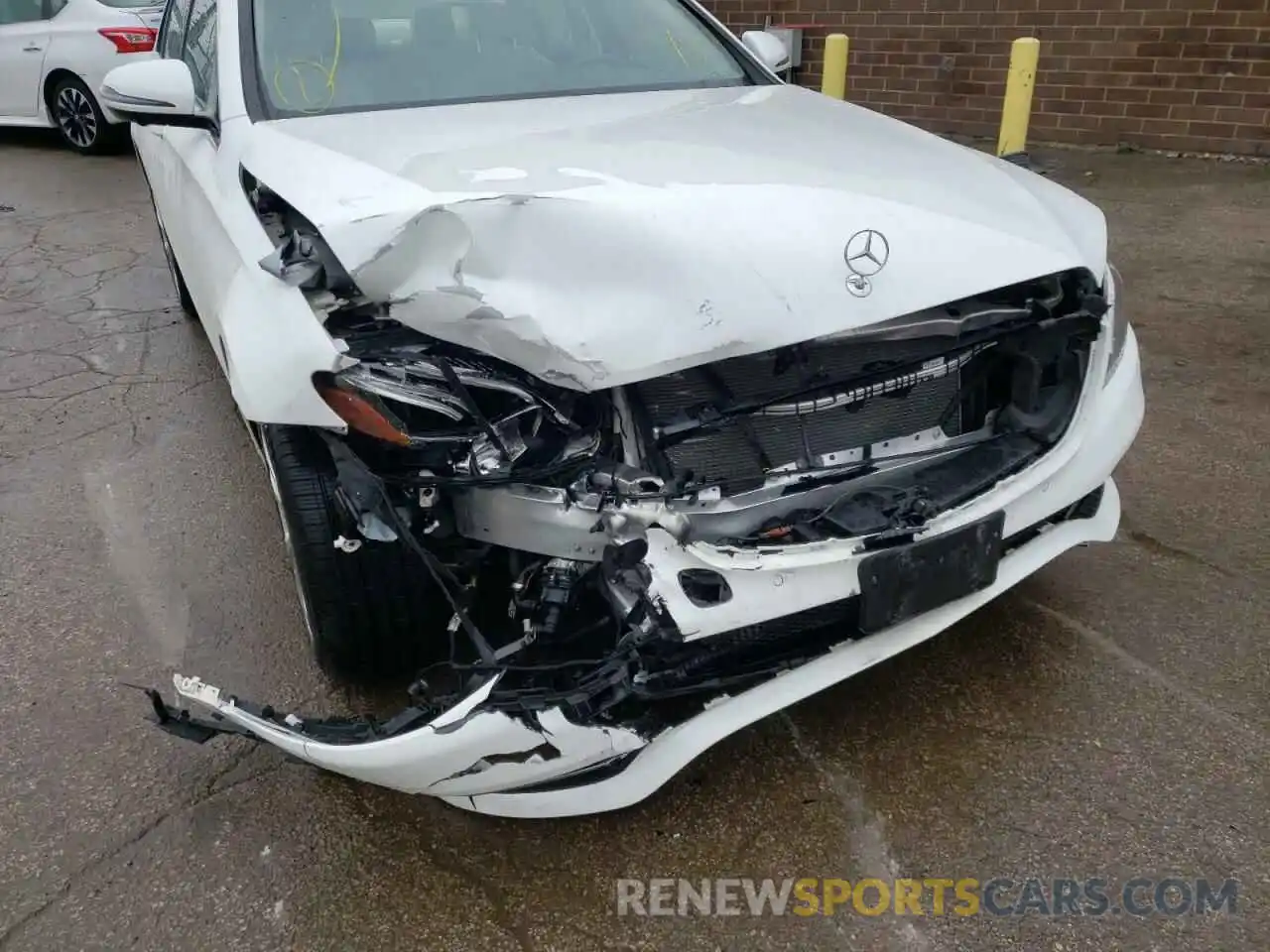 9 Photograph of a damaged car WDDZF4KB8KA551677 MERCEDES-BENZ E-CLASS 2019