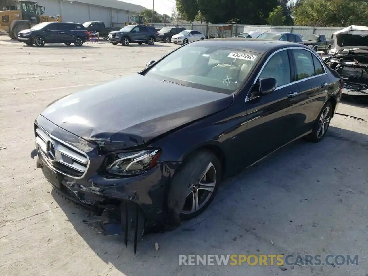 2 Photograph of a damaged car WDDZF4KB8KA559357 MERCEDES-BENZ E-CLASS 2019