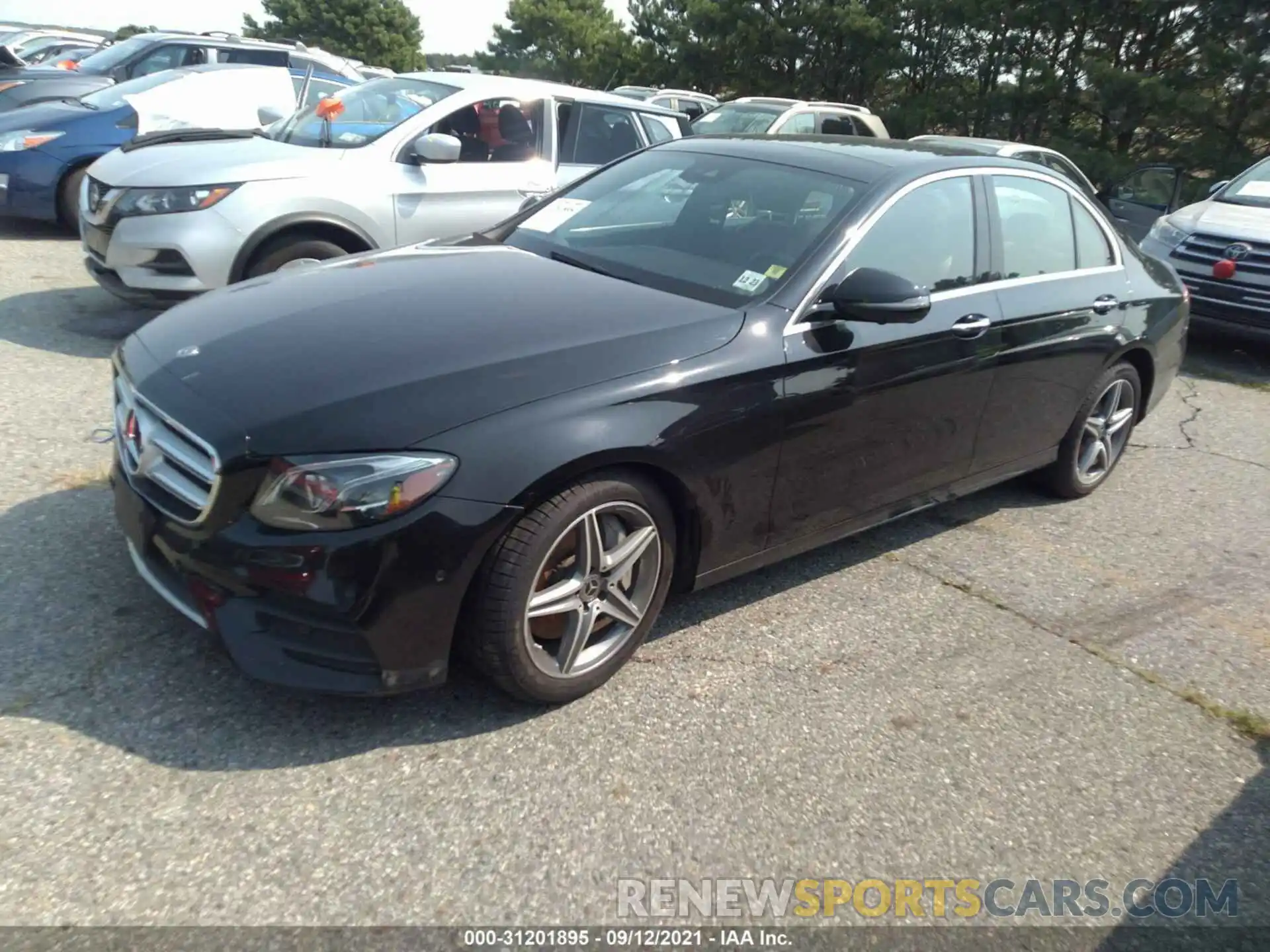 2 Photograph of a damaged car WDDZF4KB8KA584212 MERCEDES-BENZ E-CLASS 2019