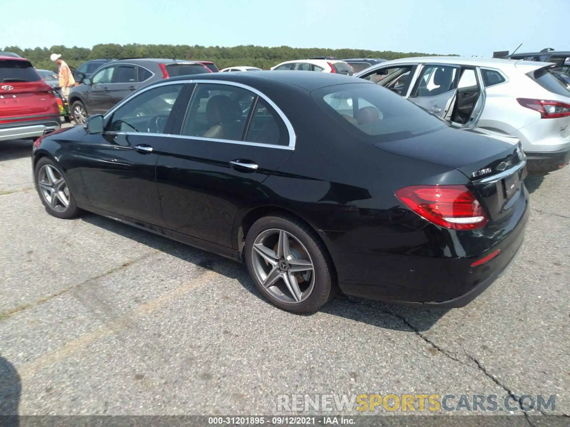 3 Photograph of a damaged car WDDZF4KB8KA584212 MERCEDES-BENZ E-CLASS 2019