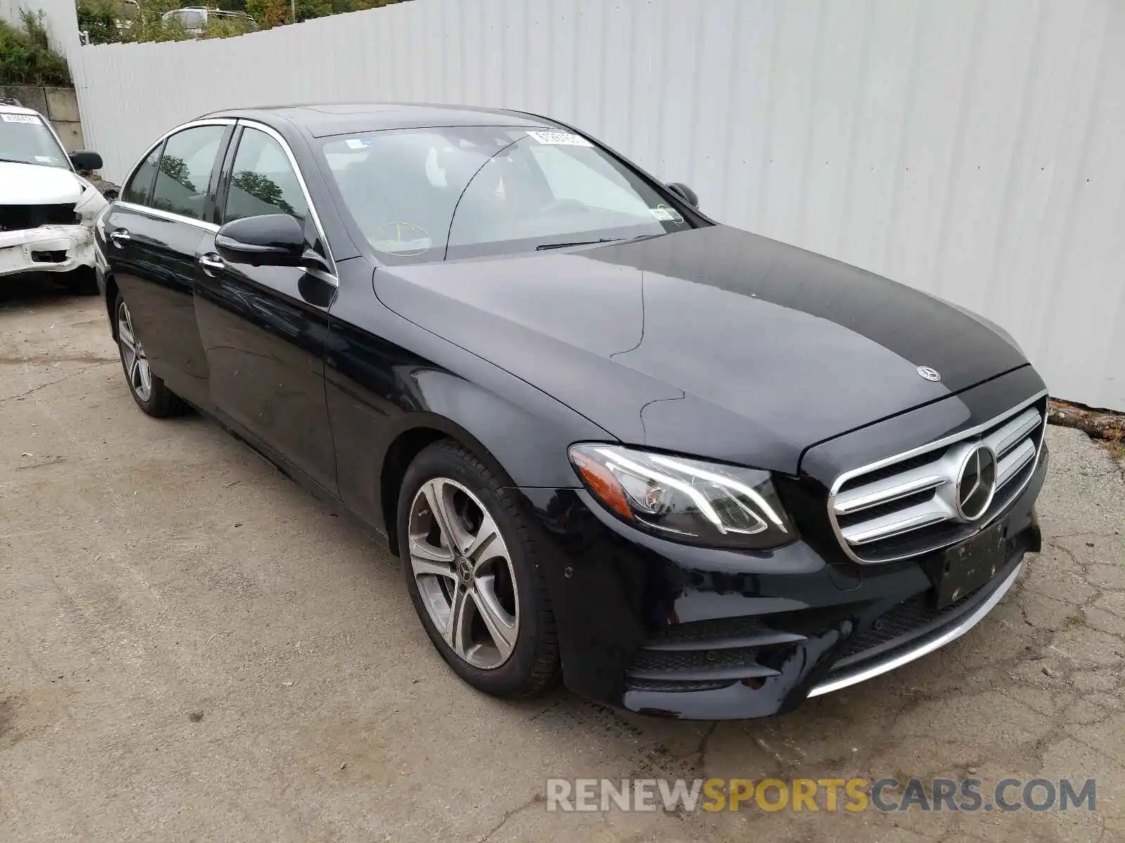 1 Photograph of a damaged car WDDZF4KB8KA592598 MERCEDES-BENZ E-CLASS 2019