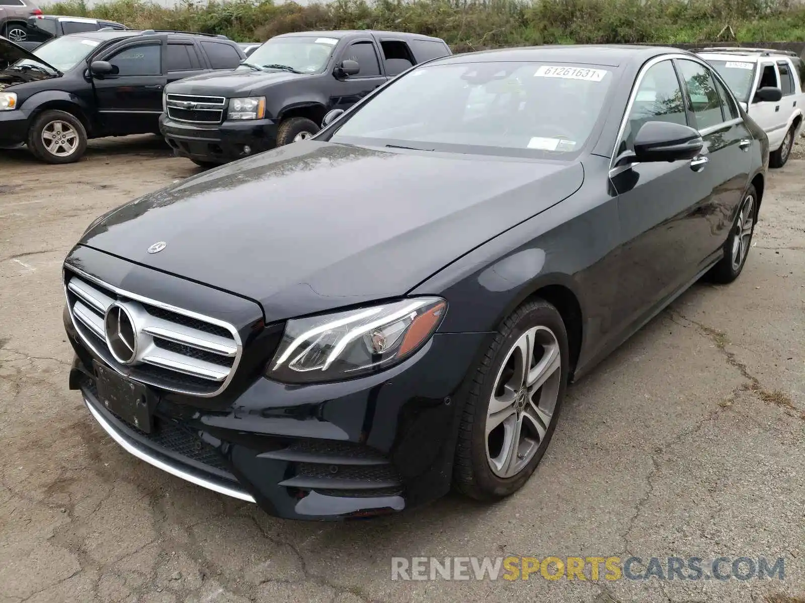 2 Photograph of a damaged car WDDZF4KB8KA592598 MERCEDES-BENZ E-CLASS 2019