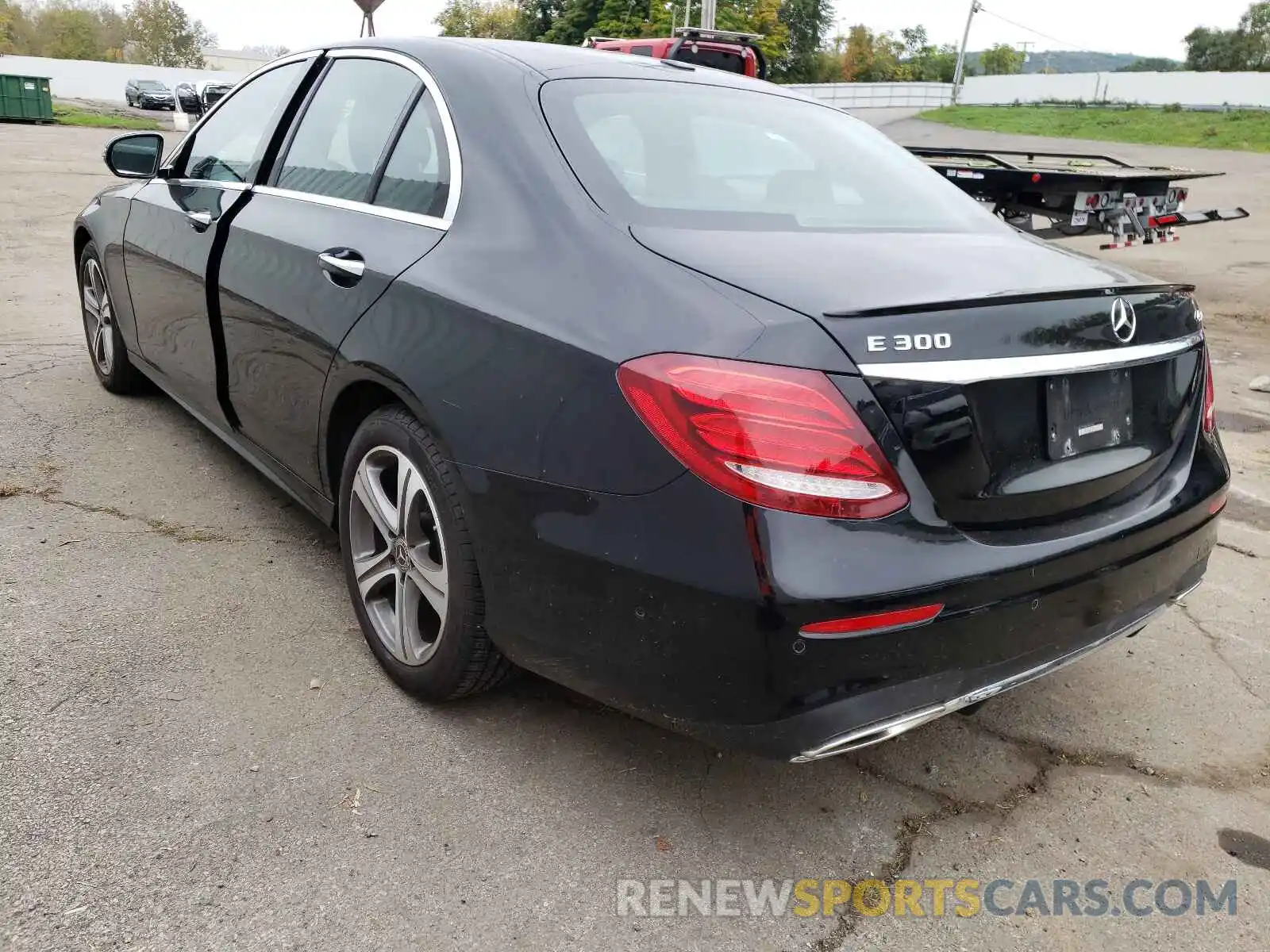 3 Photograph of a damaged car WDDZF4KB8KA592598 MERCEDES-BENZ E-CLASS 2019