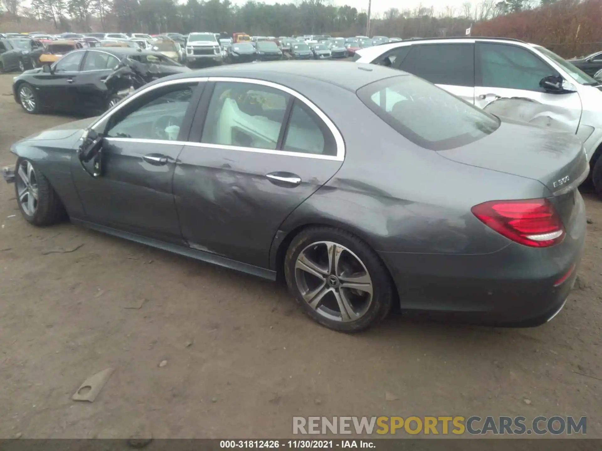 3 Photograph of a damaged car WDDZF4KB8KA594111 MERCEDES-BENZ E-CLASS 2019