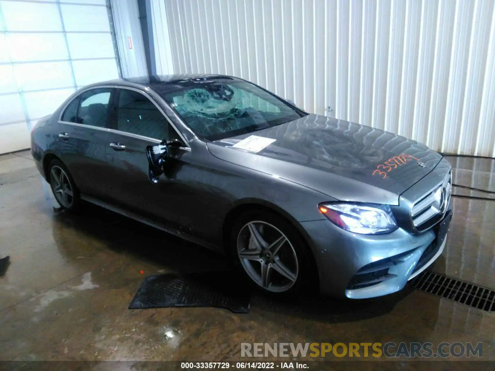 1 Photograph of a damaged car WDDZF4KB8KA597140 MERCEDES-BENZ E-CLASS 2019