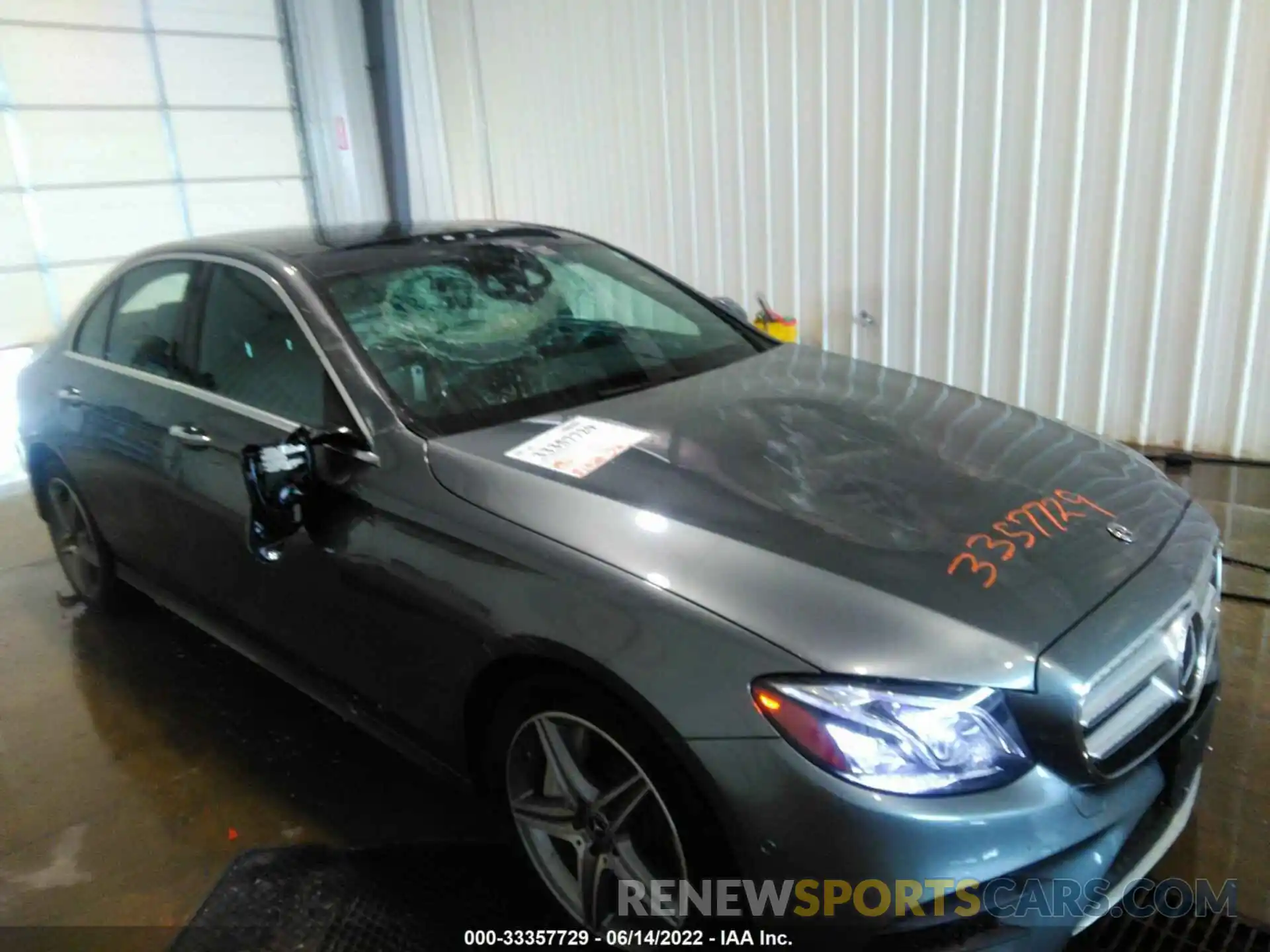 6 Photograph of a damaged car WDDZF4KB8KA597140 MERCEDES-BENZ E-CLASS 2019