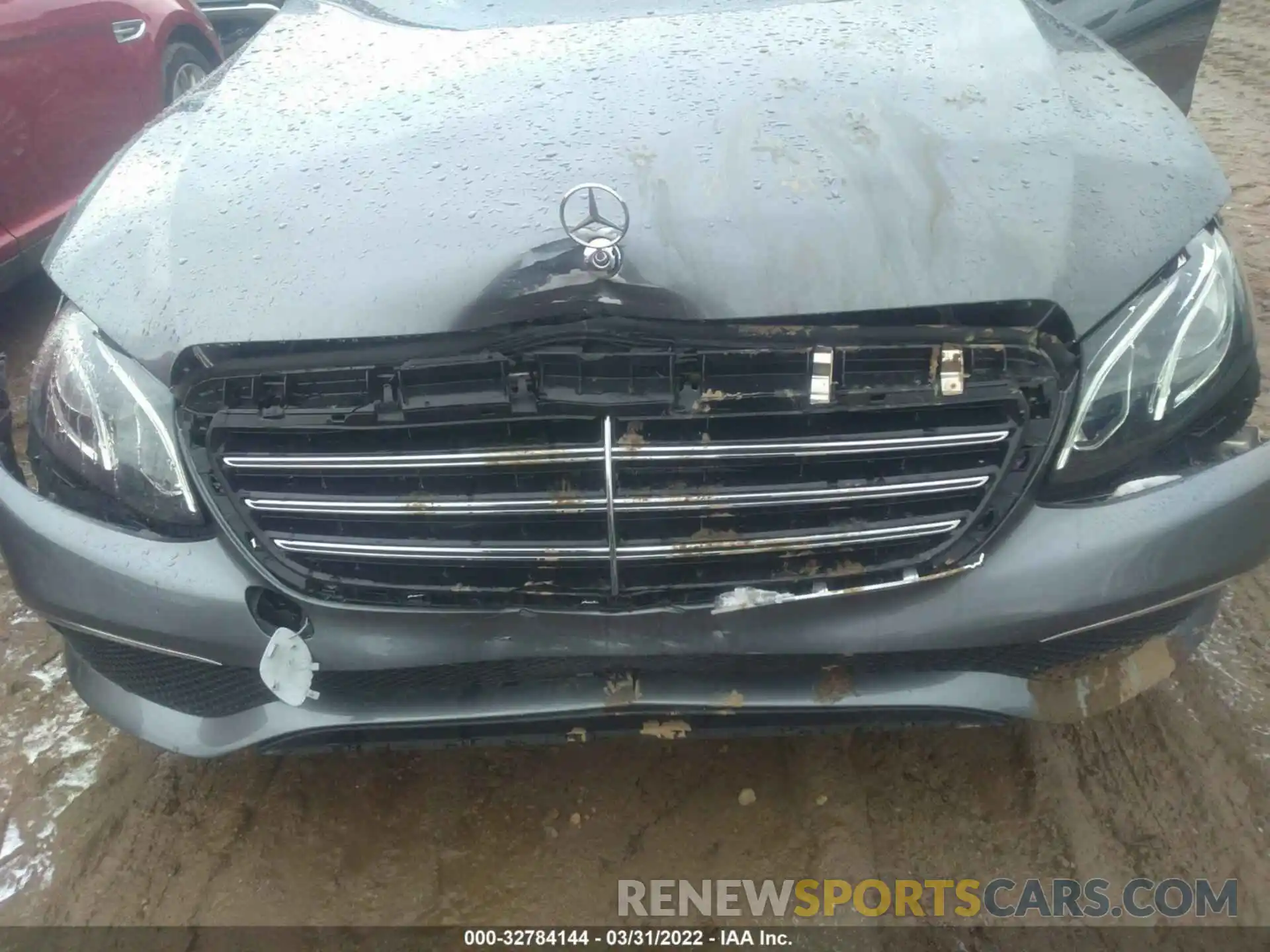 10 Photograph of a damaged car WDDZF4KB8KA615846 MERCEDES-BENZ E-CLASS 2019