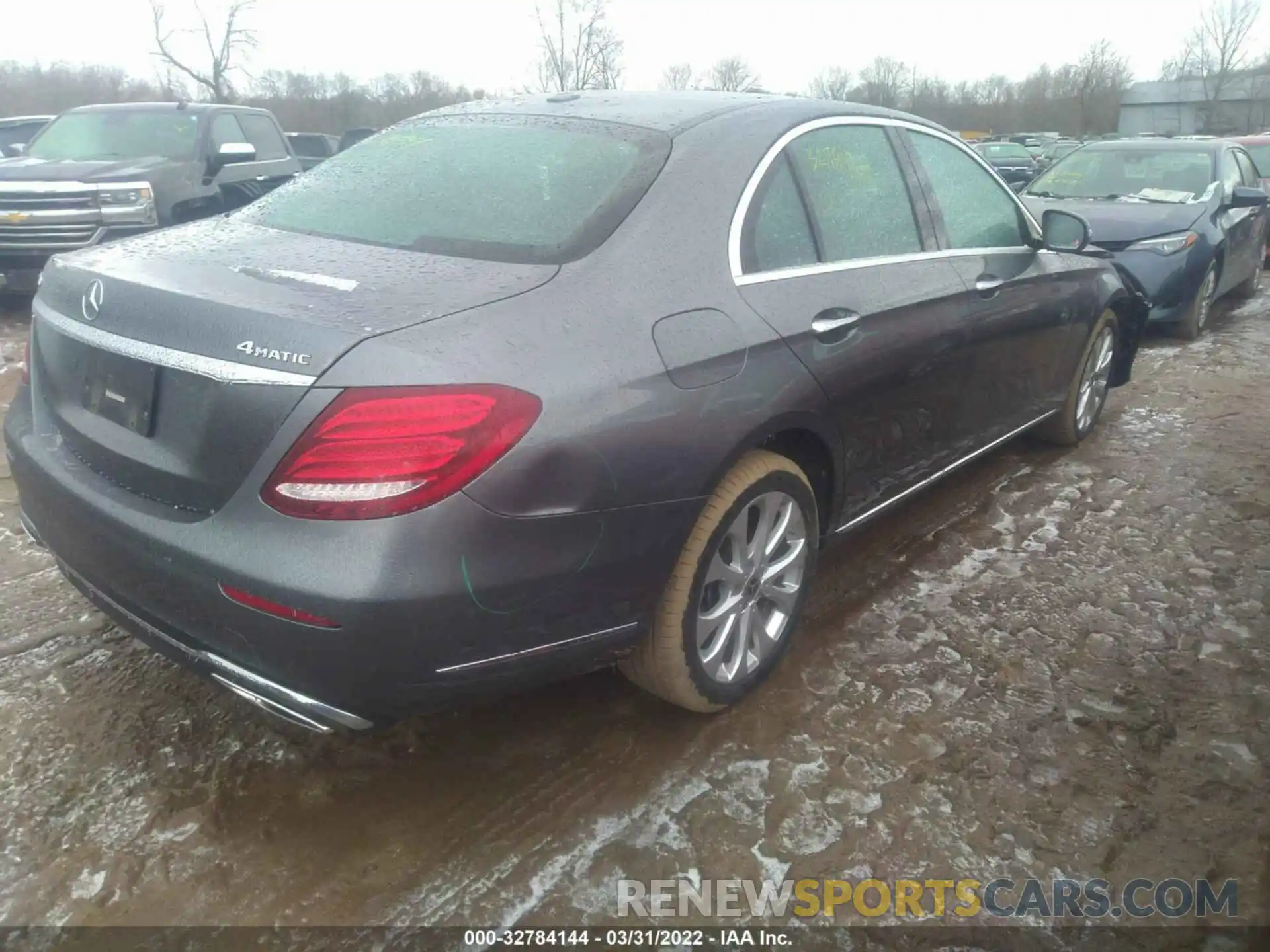 4 Фотография поврежденного автомобиля WDDZF4KB8KA615846 MERCEDES-BENZ E-CLASS 2019