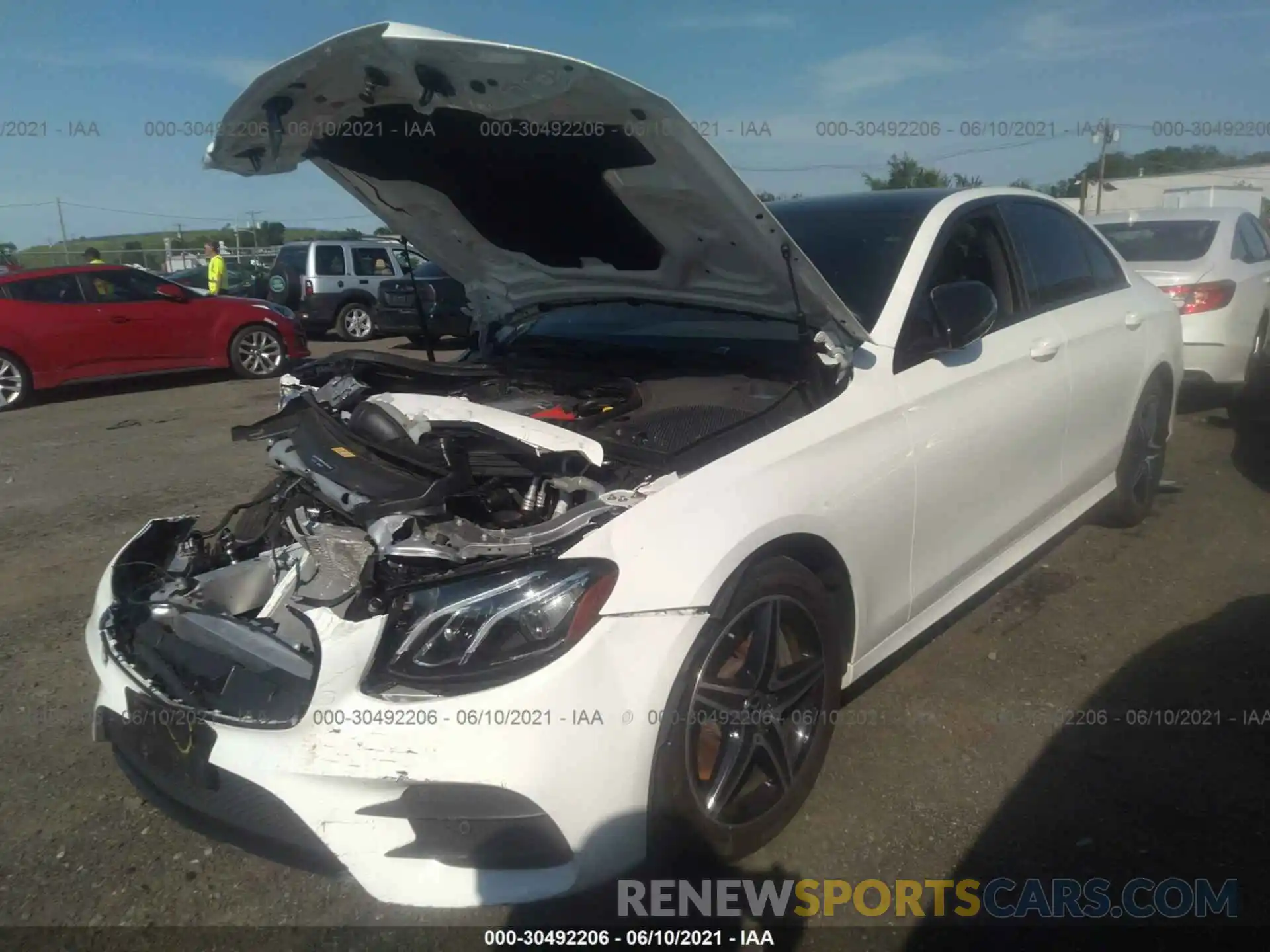 2 Photograph of a damaged car WDDZF4KB8KA620139 MERCEDES-BENZ E-CLASS 2019