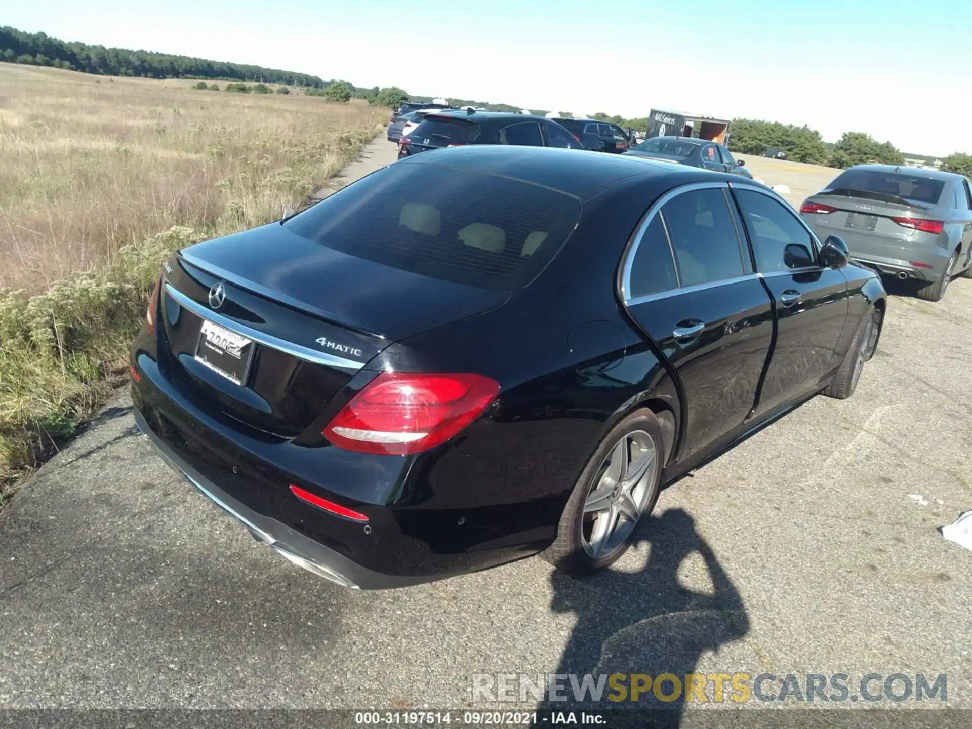 4 Photograph of a damaged car WDDZF4KB9KA522561 MERCEDES-BENZ E-CLASS 2019