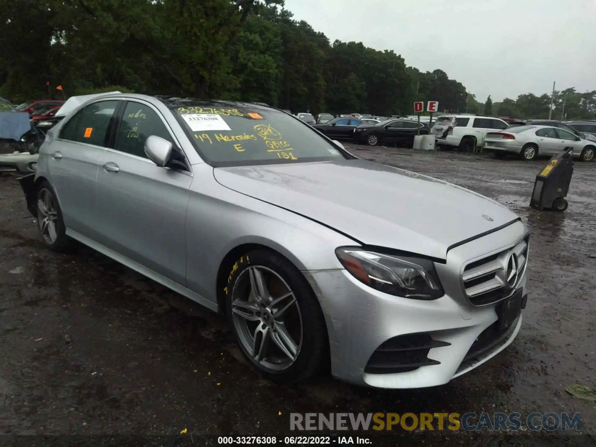 1 Photograph of a damaged car WDDZF4KB9KA554488 MERCEDES-BENZ E-CLASS 2019