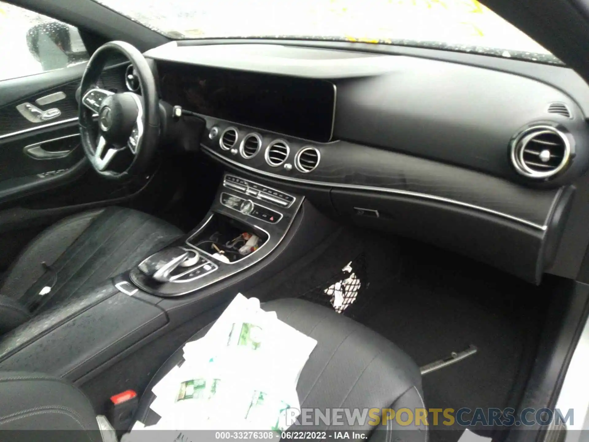 5 Photograph of a damaged car WDDZF4KB9KA554488 MERCEDES-BENZ E-CLASS 2019