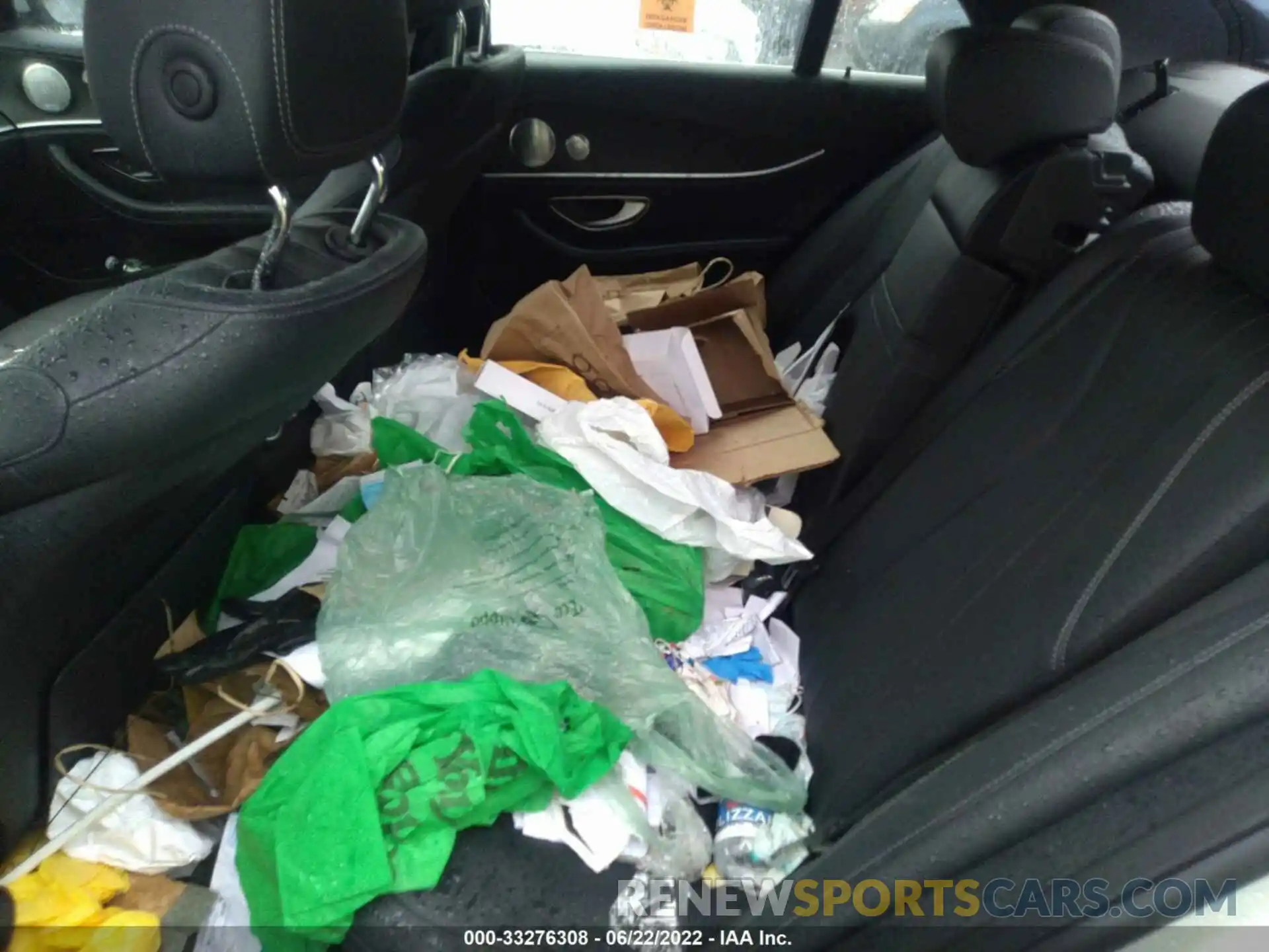 8 Photograph of a damaged car WDDZF4KB9KA554488 MERCEDES-BENZ E-CLASS 2019