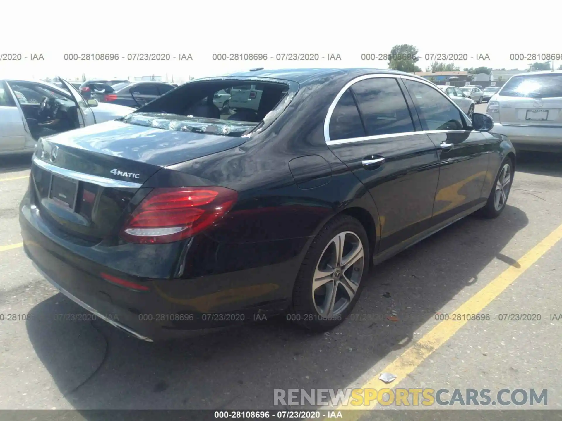 4 Photograph of a damaged car WDDZF4KB9KA561697 MERCEDES-BENZ E-CLASS 2019