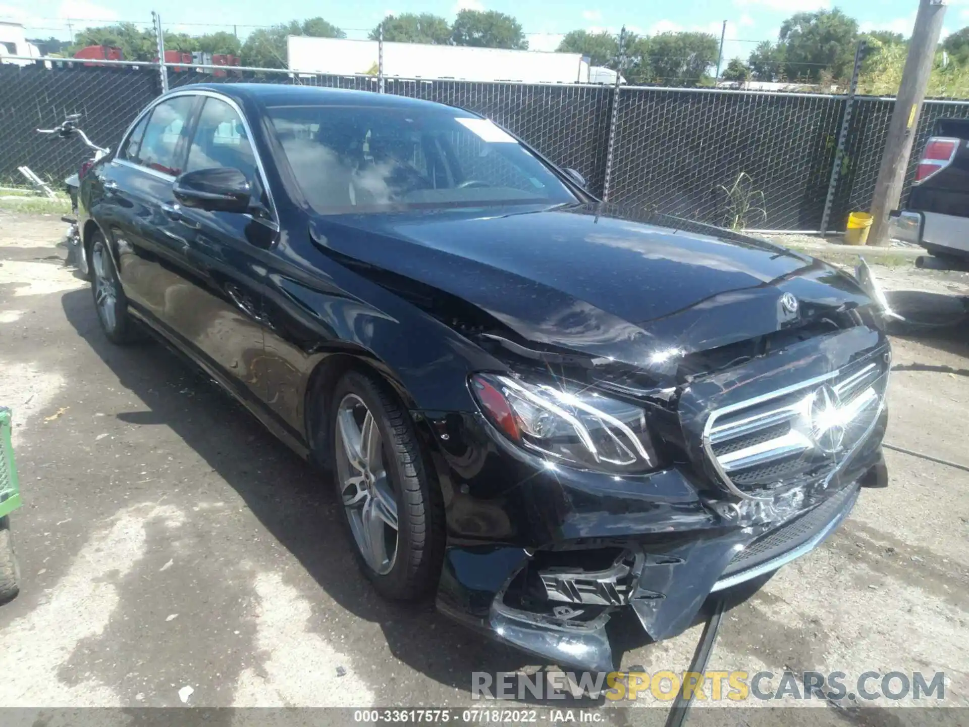 1 Photograph of a damaged car WDDZF4KB9KA587331 MERCEDES-BENZ E-CLASS 2019