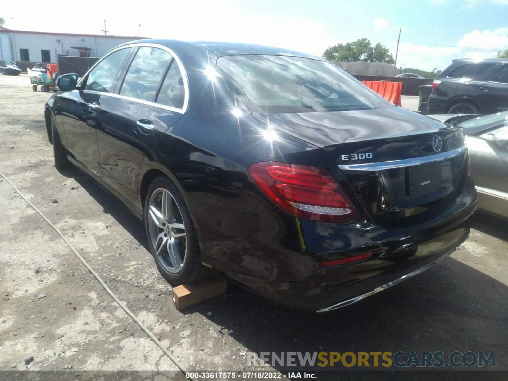 3 Photograph of a damaged car WDDZF4KB9KA587331 MERCEDES-BENZ E-CLASS 2019