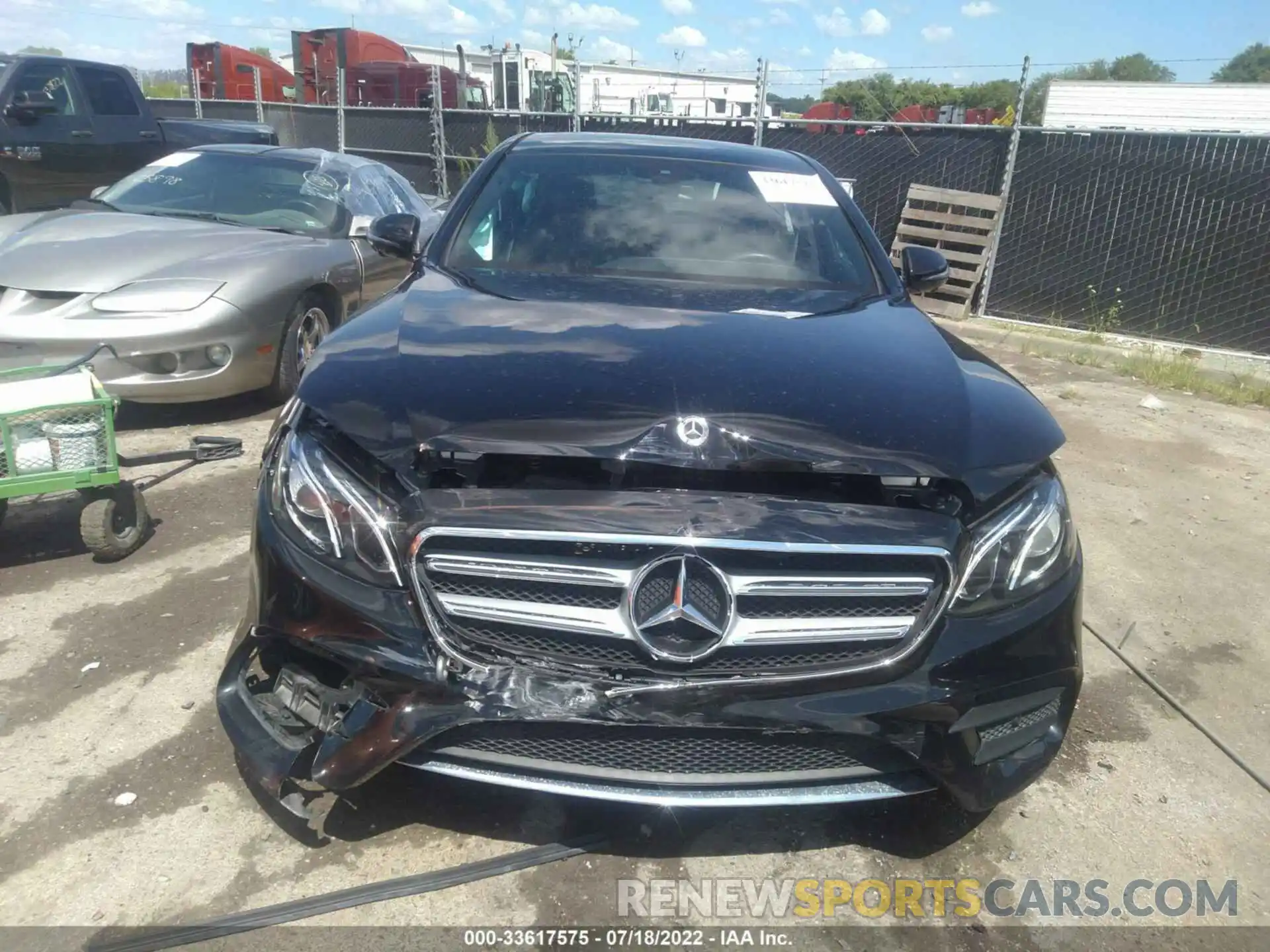 6 Photograph of a damaged car WDDZF4KB9KA587331 MERCEDES-BENZ E-CLASS 2019