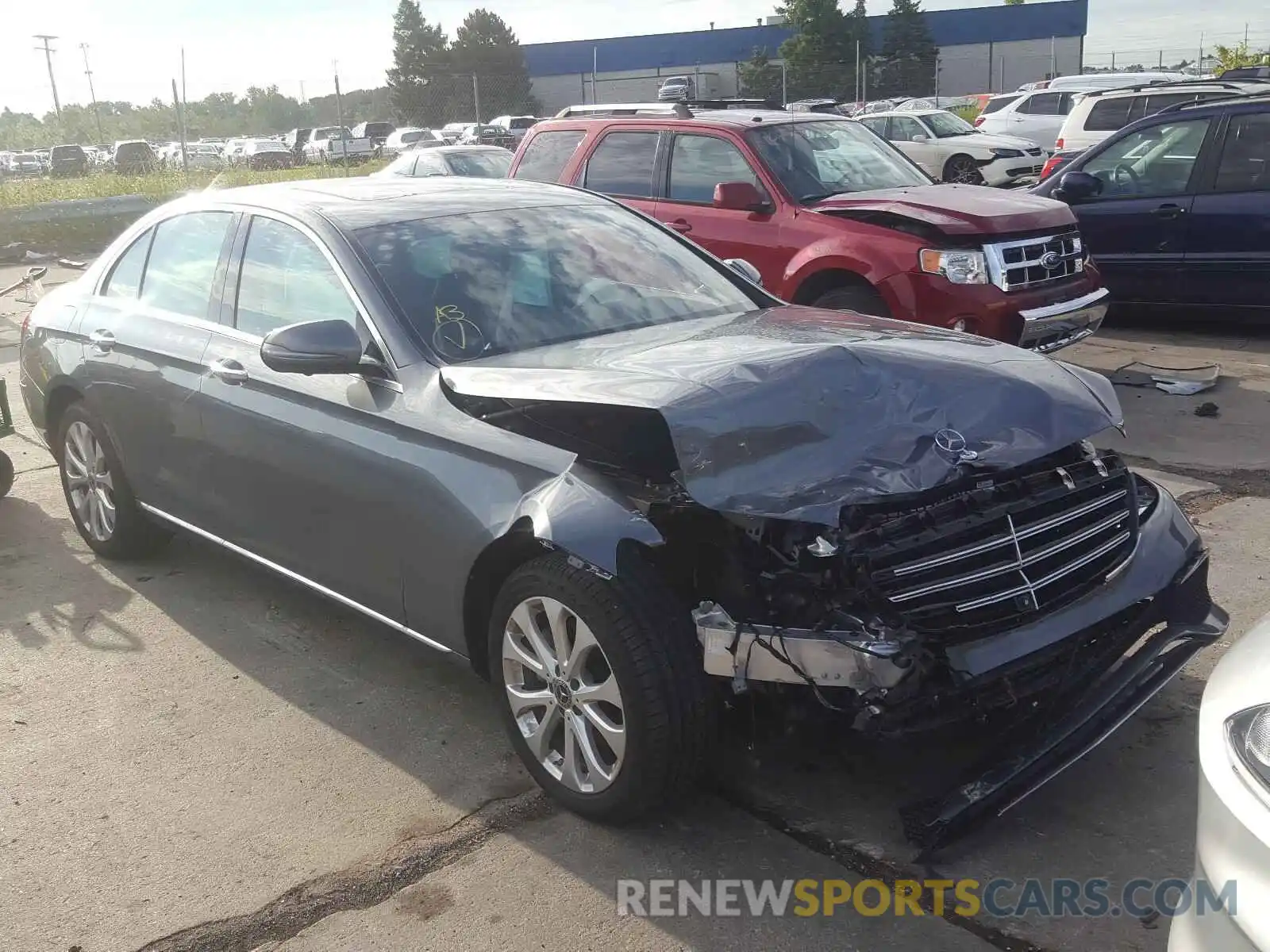 1 Photograph of a damaged car WDDZF4KB9KA628377 MERCEDES-BENZ E CLASS 2019