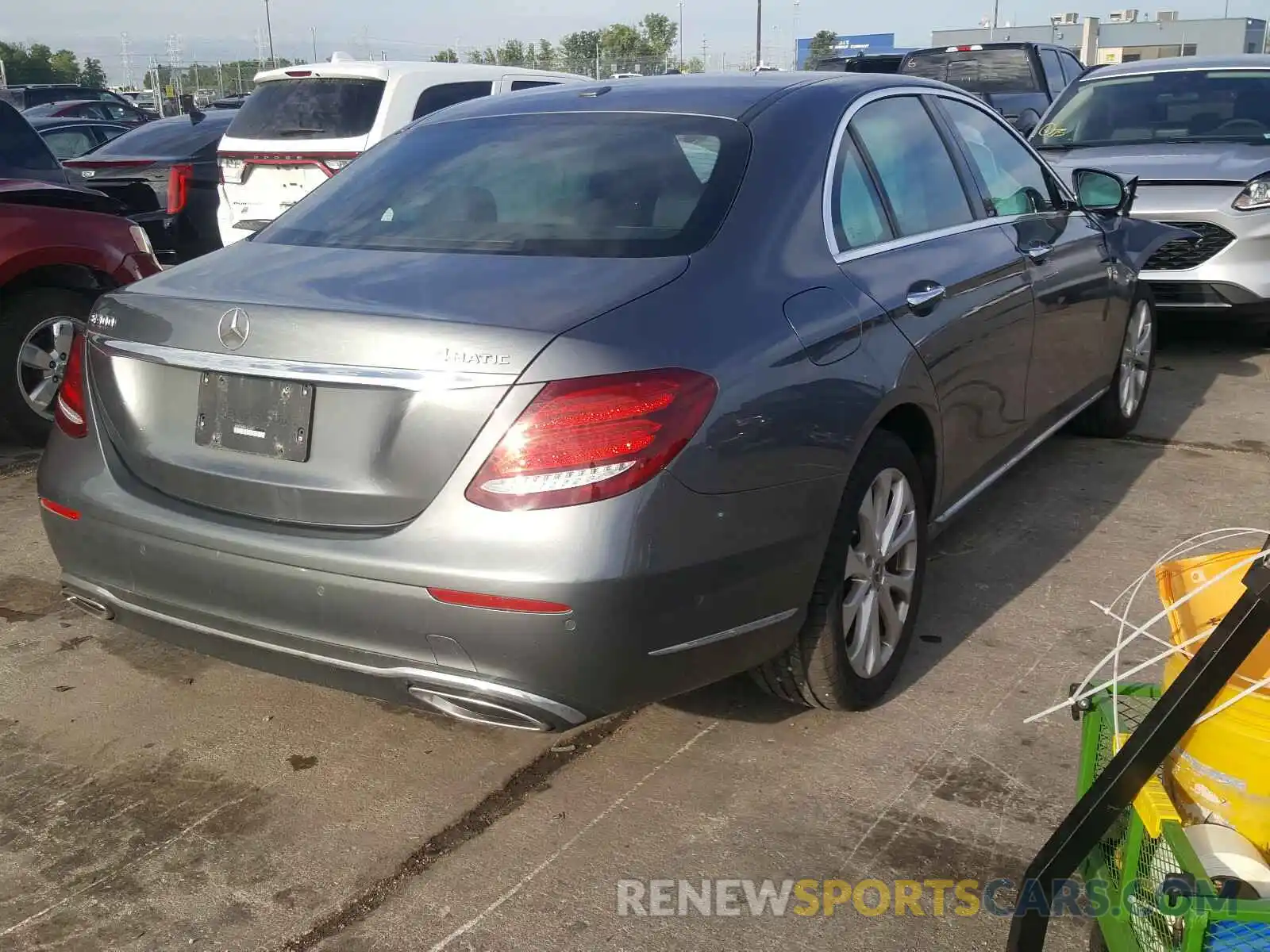 4 Photograph of a damaged car WDDZF4KB9KA628377 MERCEDES-BENZ E CLASS 2019