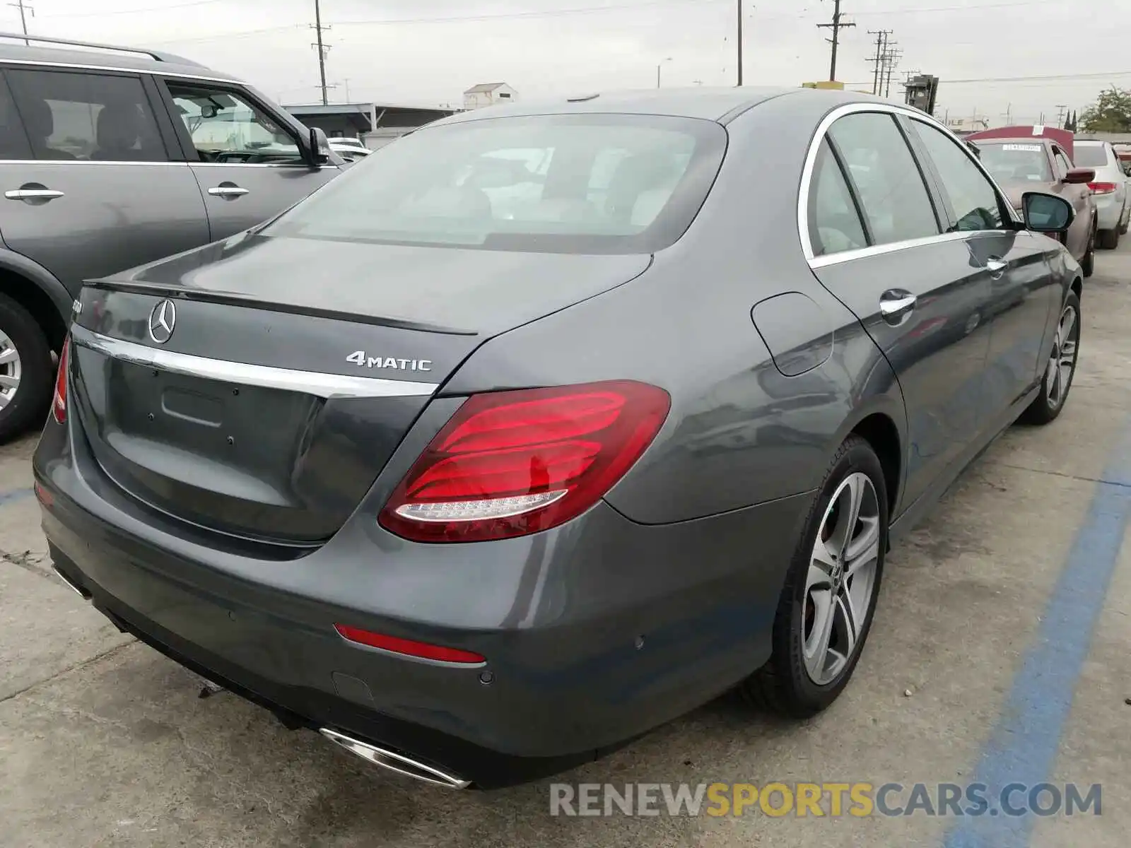 4 Photograph of a damaged car WDDZF4KB9KA635104 MERCEDES-BENZ E CLASS 2019