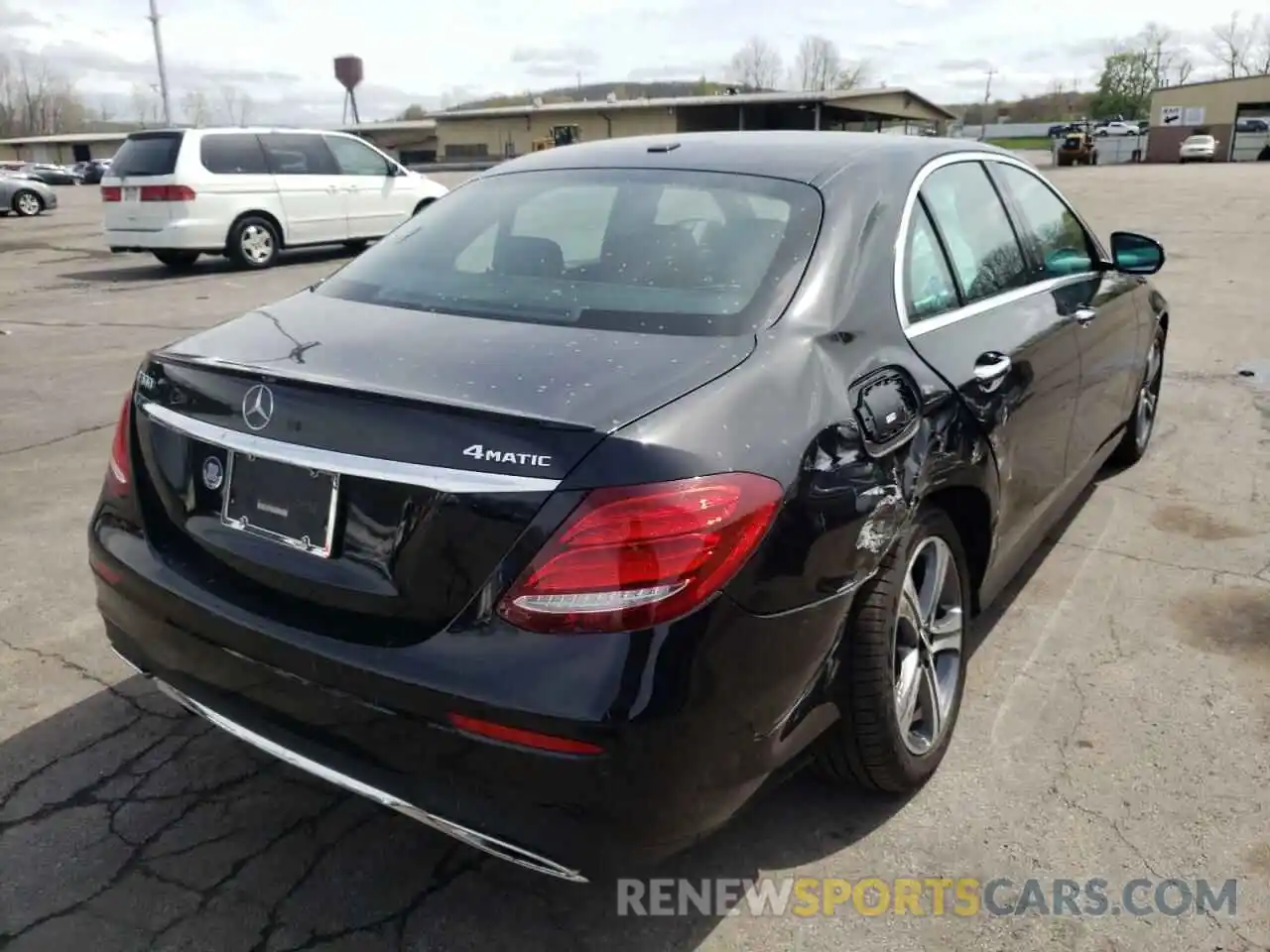 4 Фотография поврежденного автомобиля WDDZF4KB9KA667132 MERCEDES-BENZ E-CLASS 2019