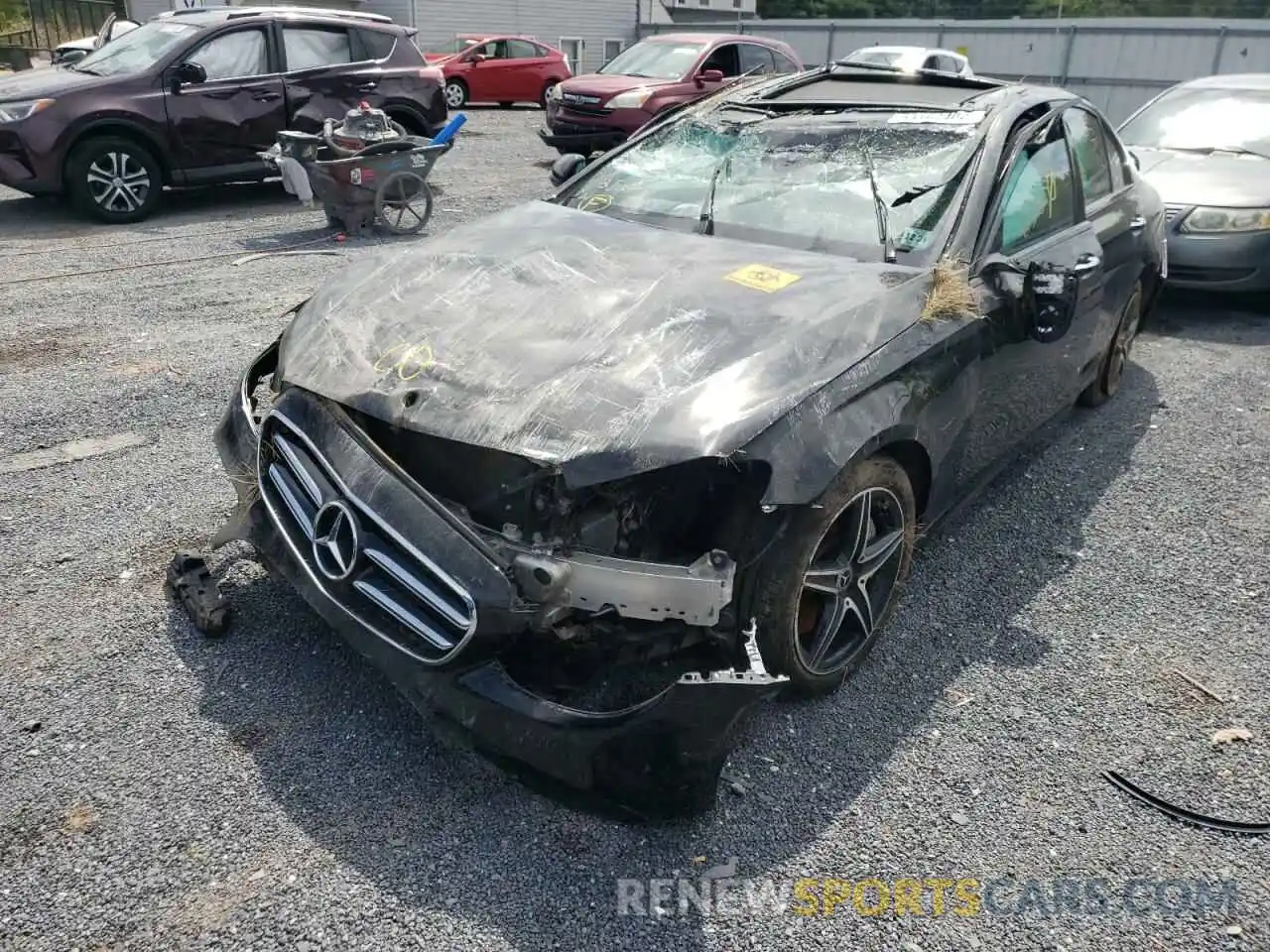 2 Photograph of a damaged car WDDZF4KB9KA691804 MERCEDES-BENZ E-CLASS 2019