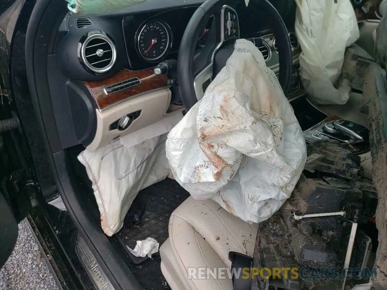 8 Photograph of a damaged car WDDZF4KB9KA691804 MERCEDES-BENZ E-CLASS 2019