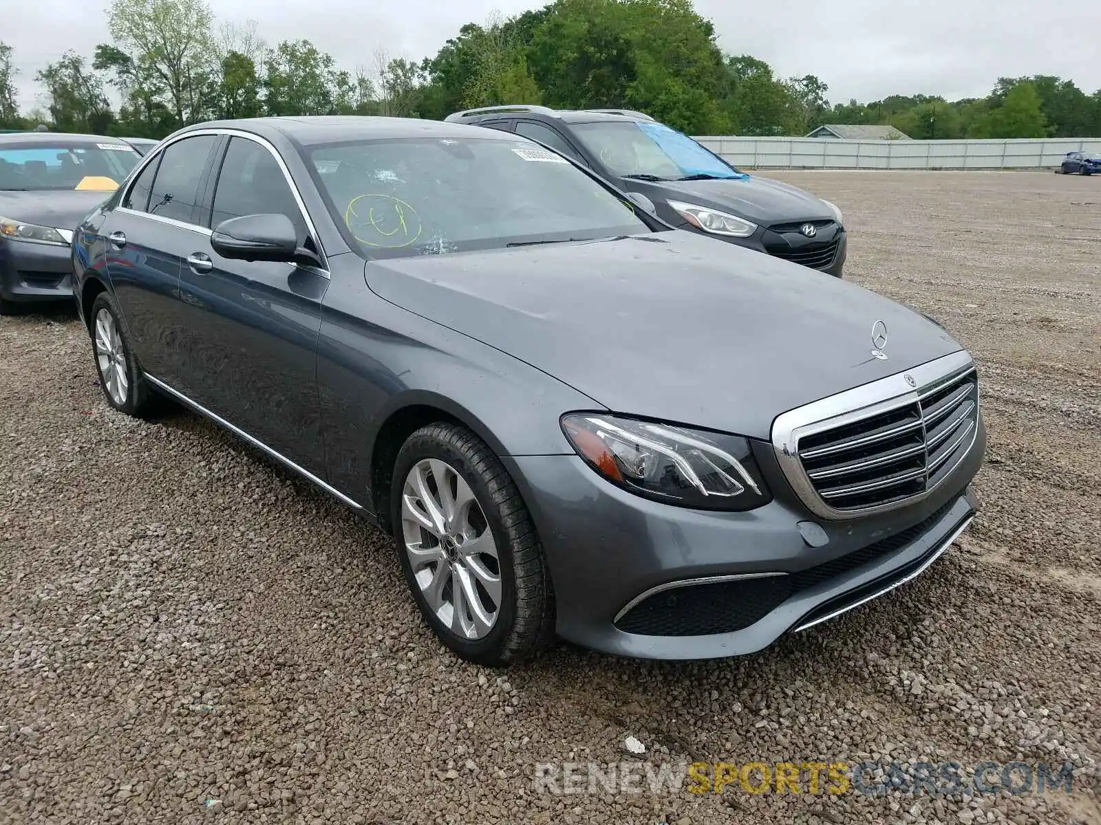 1 Photograph of a damaged car WDDZF4KBXKA507924 MERCEDES-BENZ E CLASS 2019