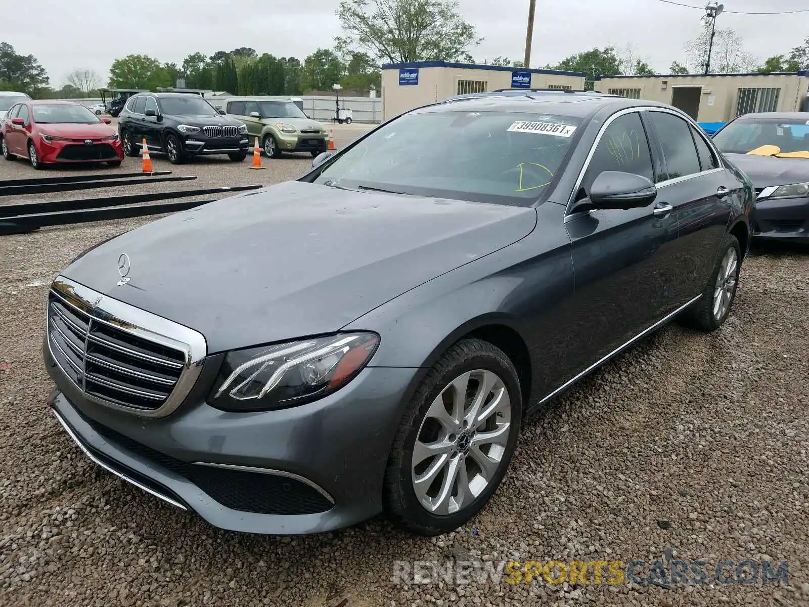 2 Photograph of a damaged car WDDZF4KBXKA507924 MERCEDES-BENZ E CLASS 2019