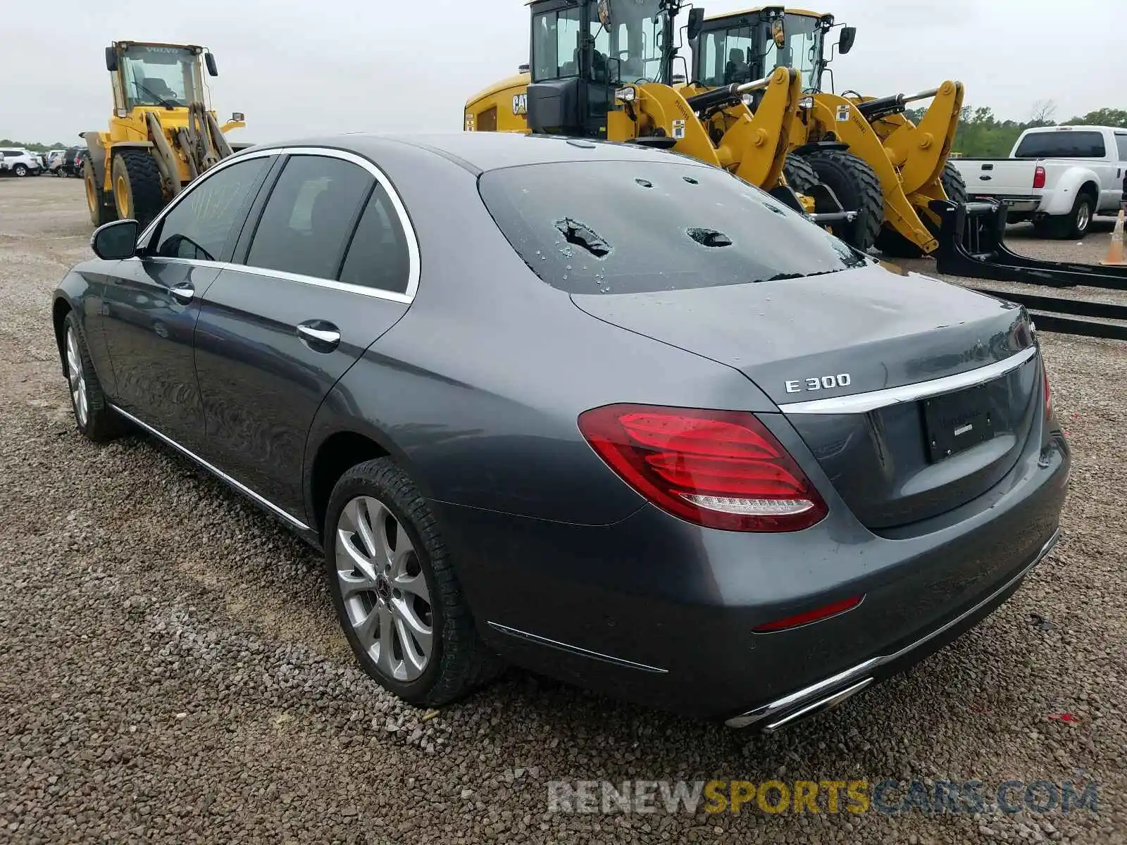 3 Photograph of a damaged car WDDZF4KBXKA507924 MERCEDES-BENZ E CLASS 2019