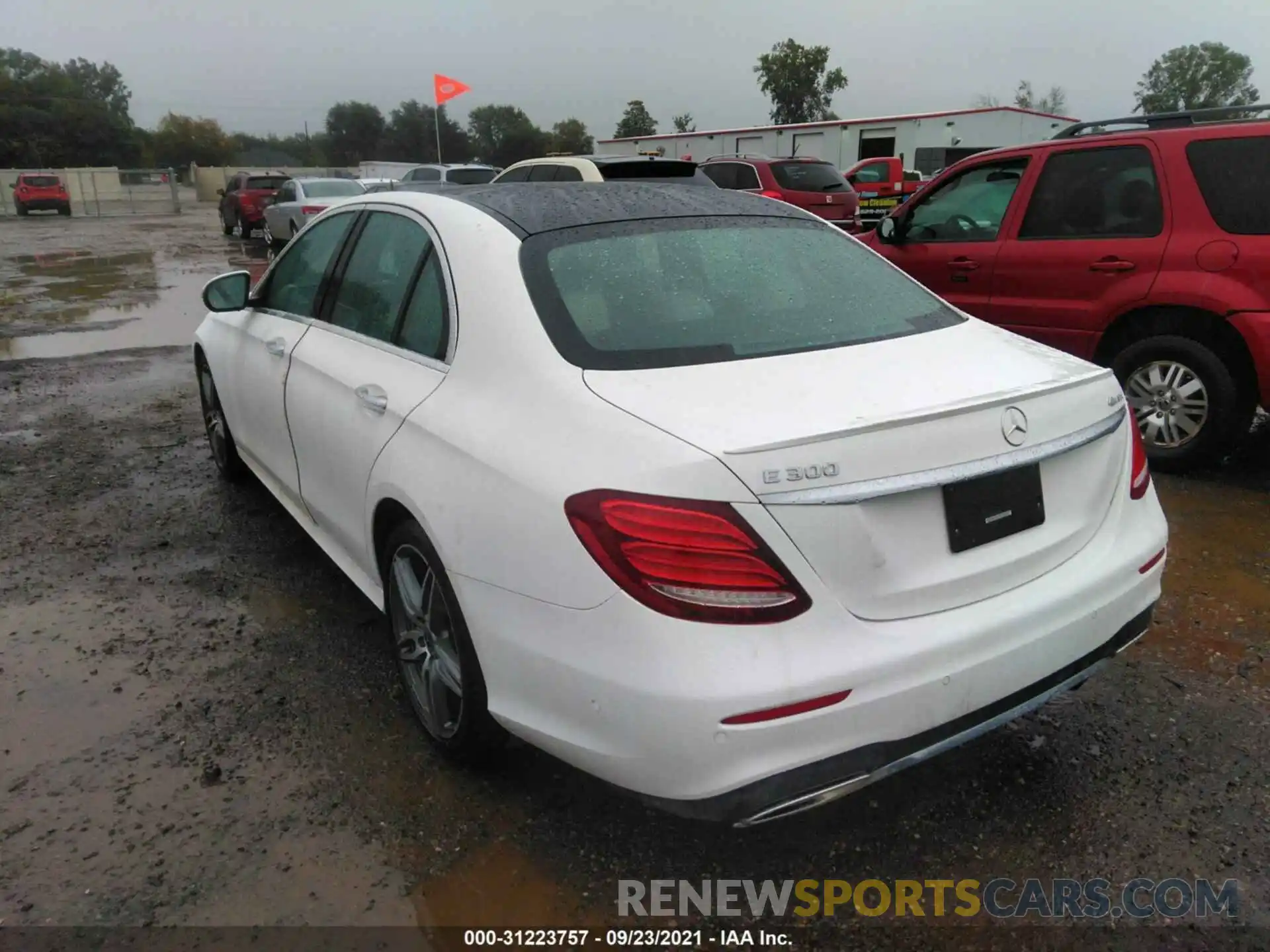 3 Photograph of a damaged car WDDZF4KBXKA533407 MERCEDES-BENZ E-CLASS 2019