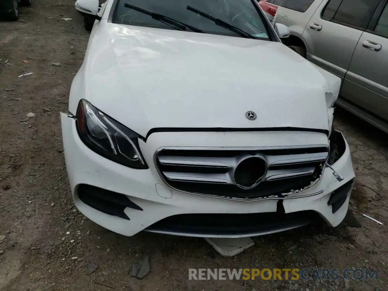 9 Photograph of a damaged car WDDZF4KBXKA534587 MERCEDES-BENZ E-CLASS 2019