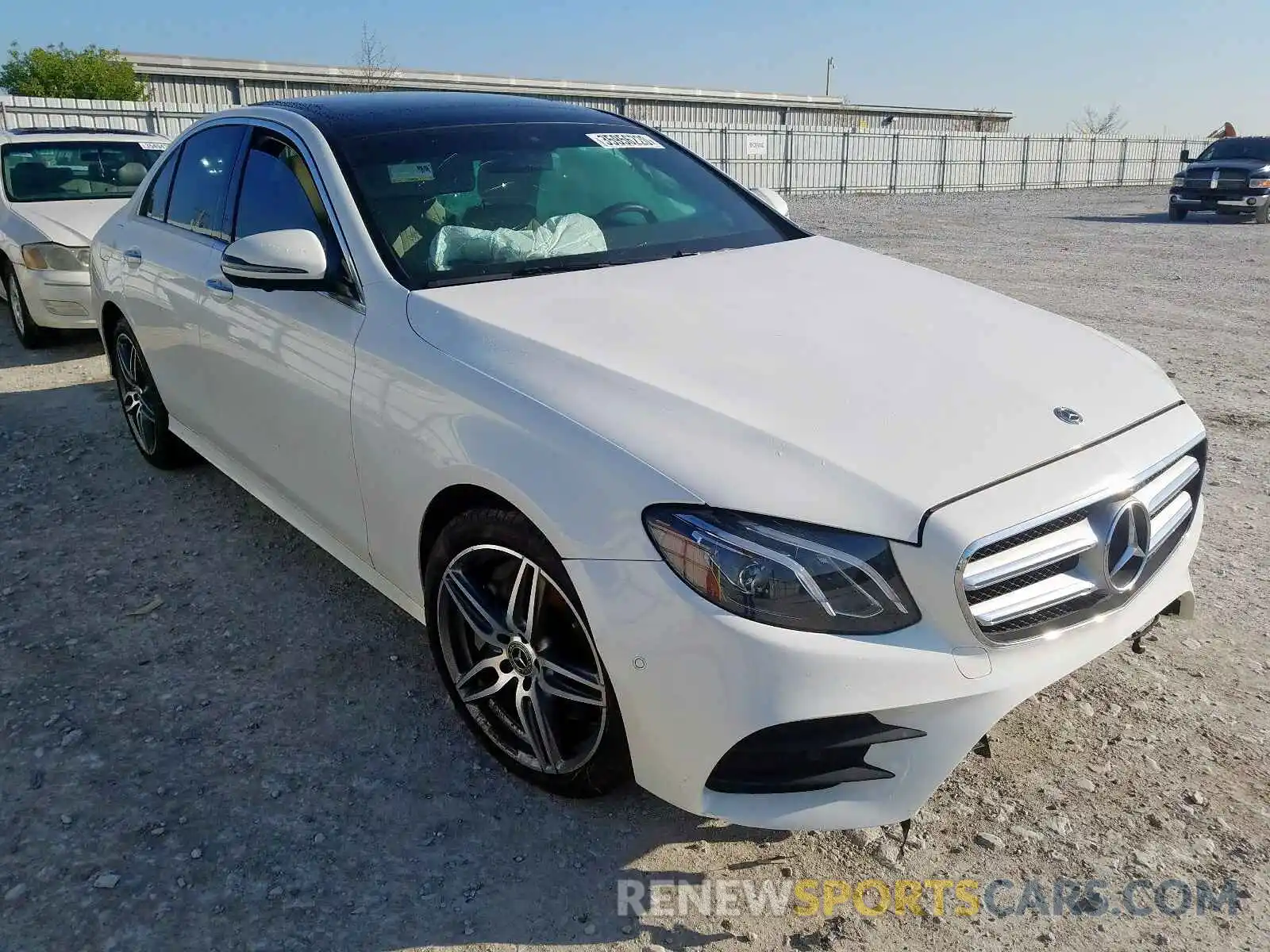 1 Photograph of a damaged car WDDZF4KBXKA543953 MERCEDES-BENZ E CLASS 2019