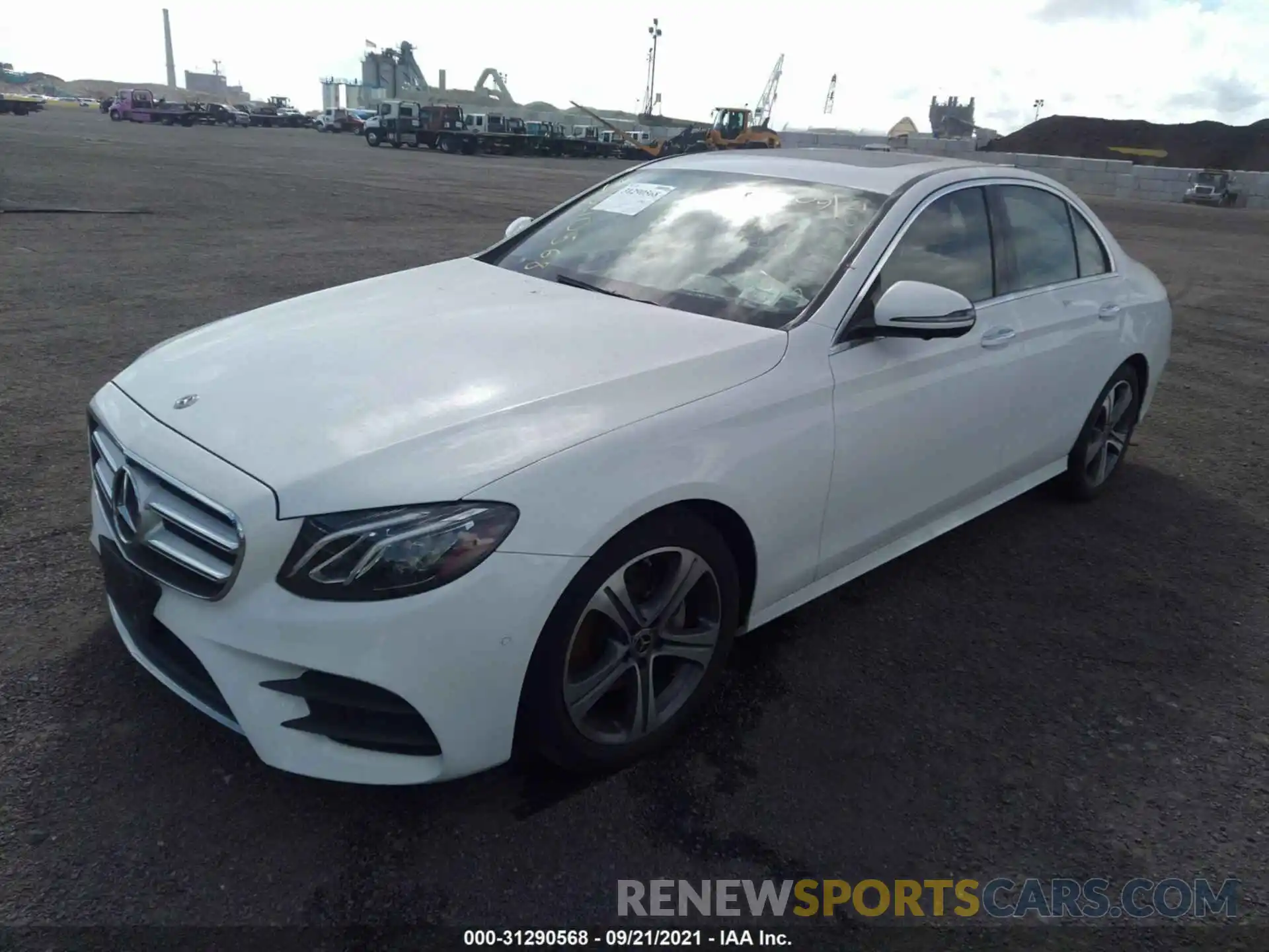 2 Photograph of a damaged car WDDZF4KBXKA544570 MERCEDES-BENZ E-CLASS 2019