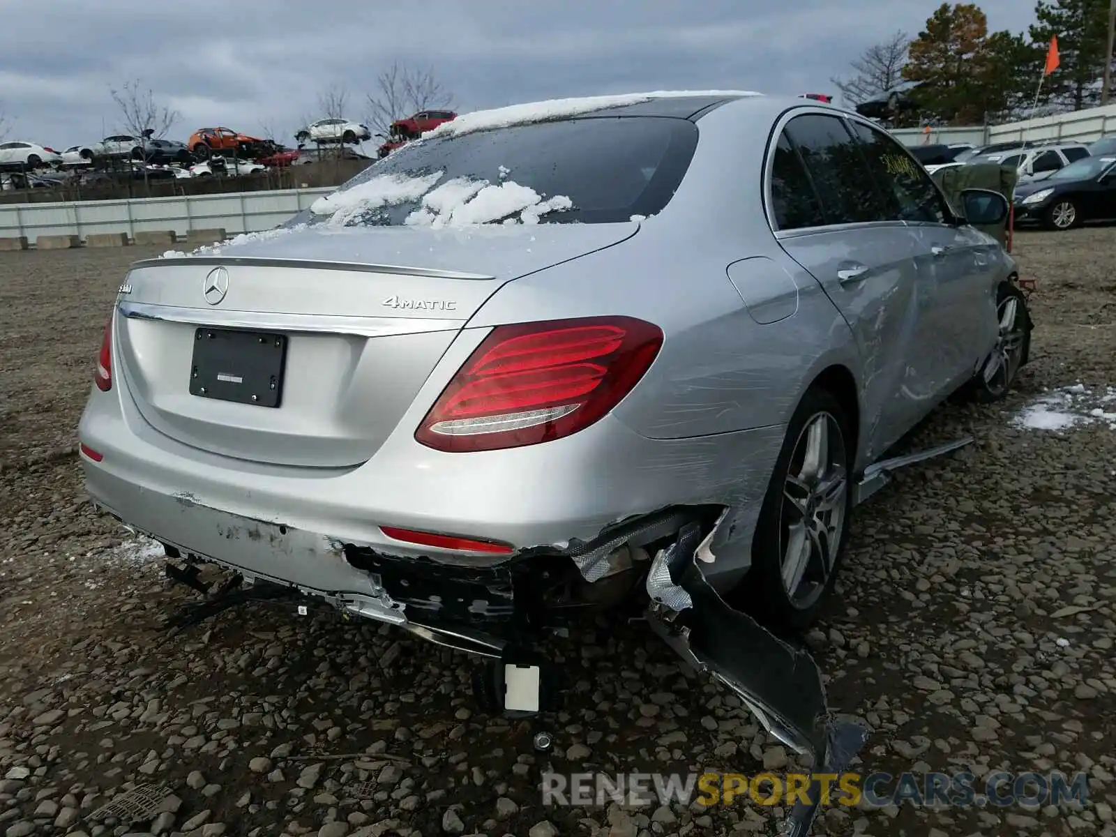 4 Photograph of a damaged car WDDZF4KBXKA569551 MERCEDES-BENZ E CLASS 2019