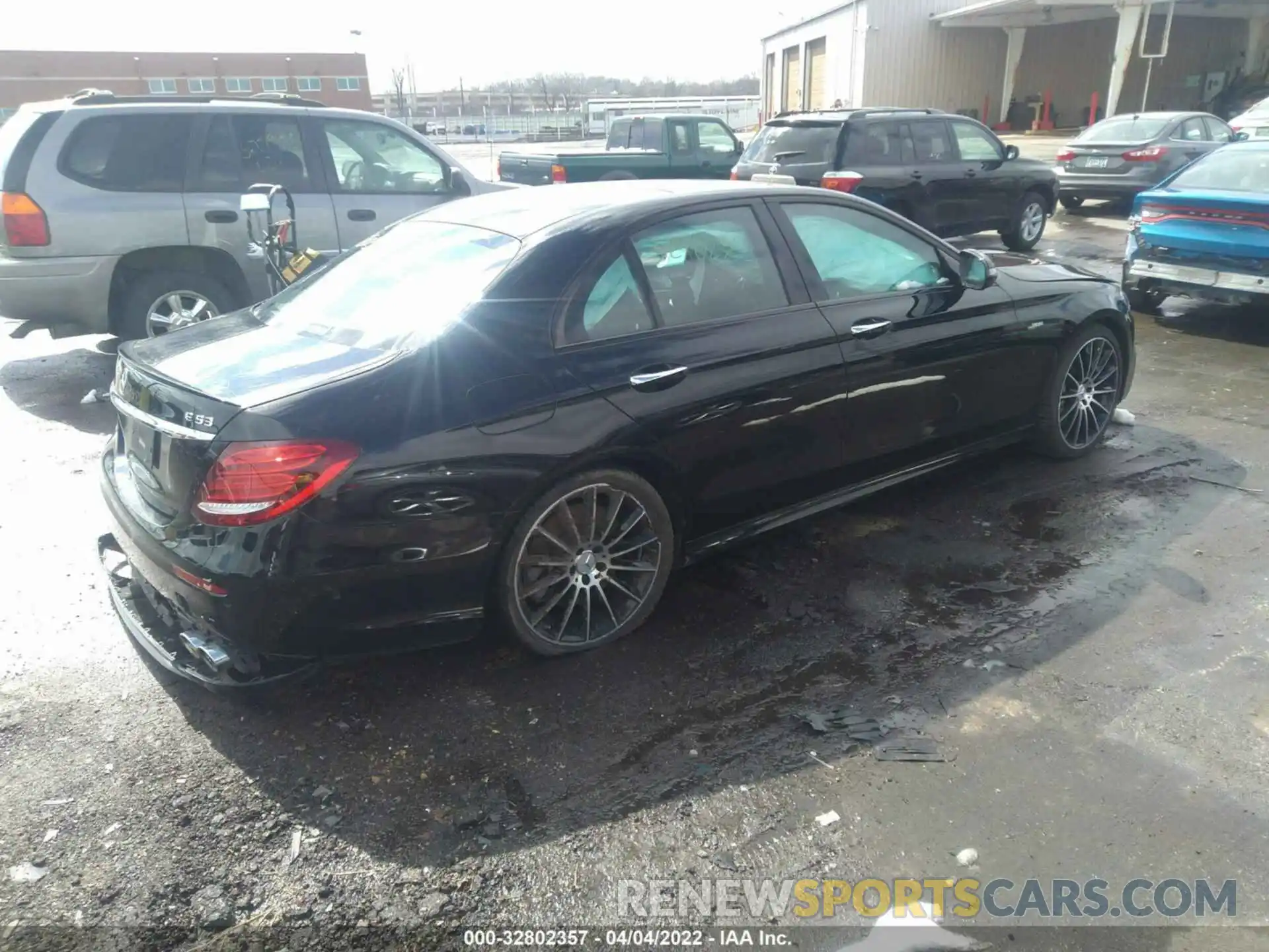 4 Photograph of a damaged car WDDZF6BB9KA620078 MERCEDES-BENZ E-CLASS 2019