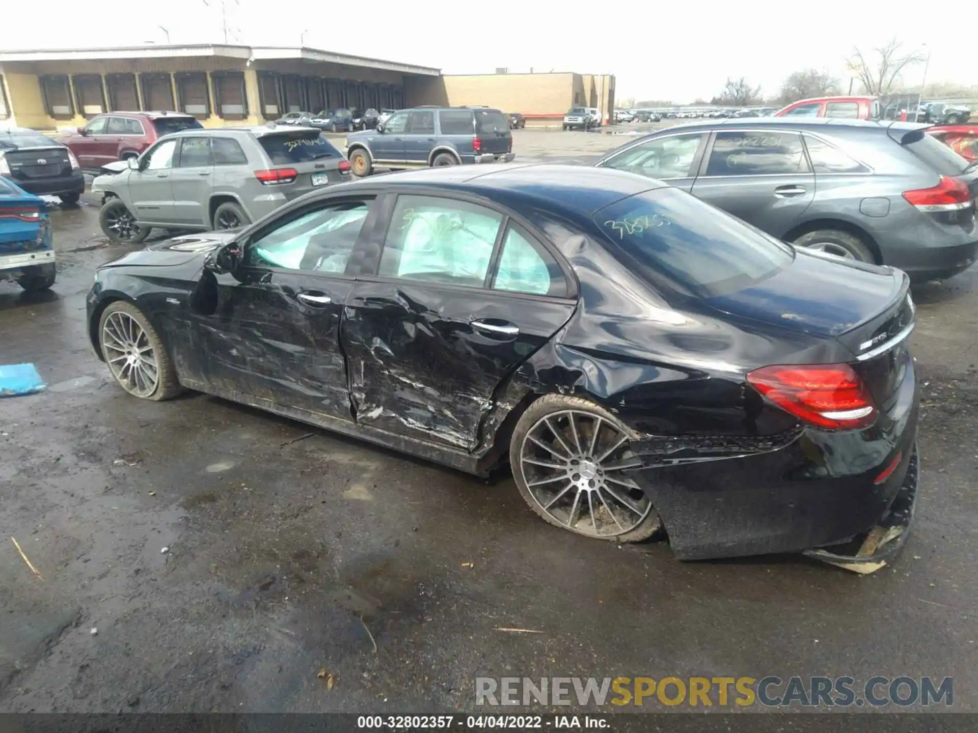 6 Photograph of a damaged car WDDZF6BB9KA620078 MERCEDES-BENZ E-CLASS 2019