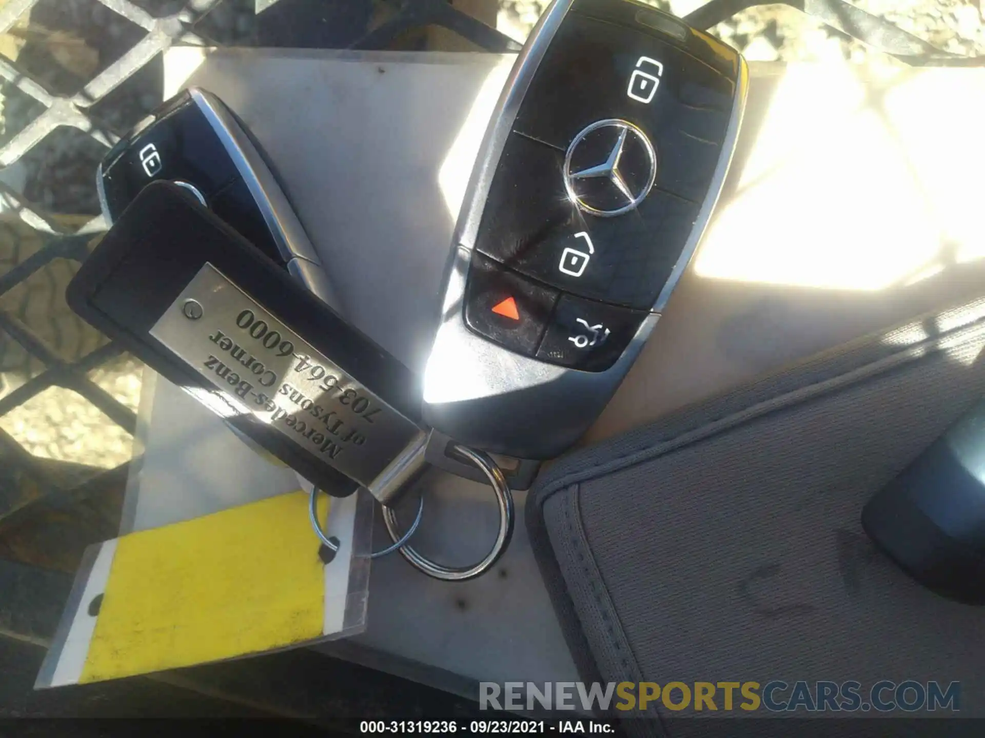 11 Photograph of a damaged car WDDZF6BBXKA621692 MERCEDES-BENZ E-CLASS 2019