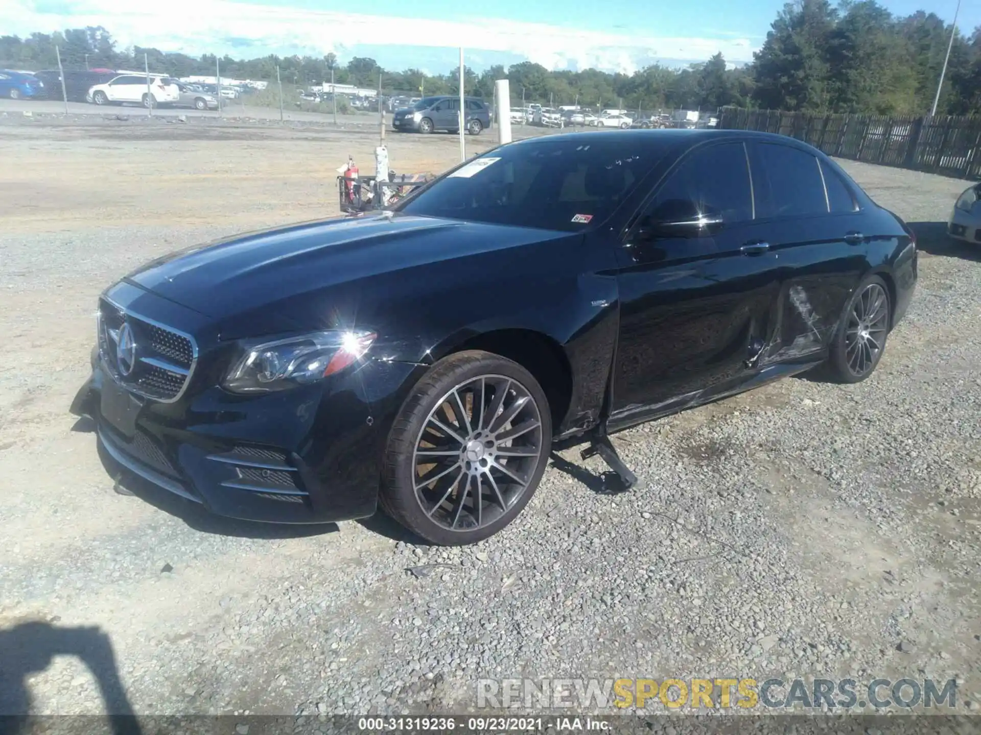 2 Photograph of a damaged car WDDZF6BBXKA621692 MERCEDES-BENZ E-CLASS 2019