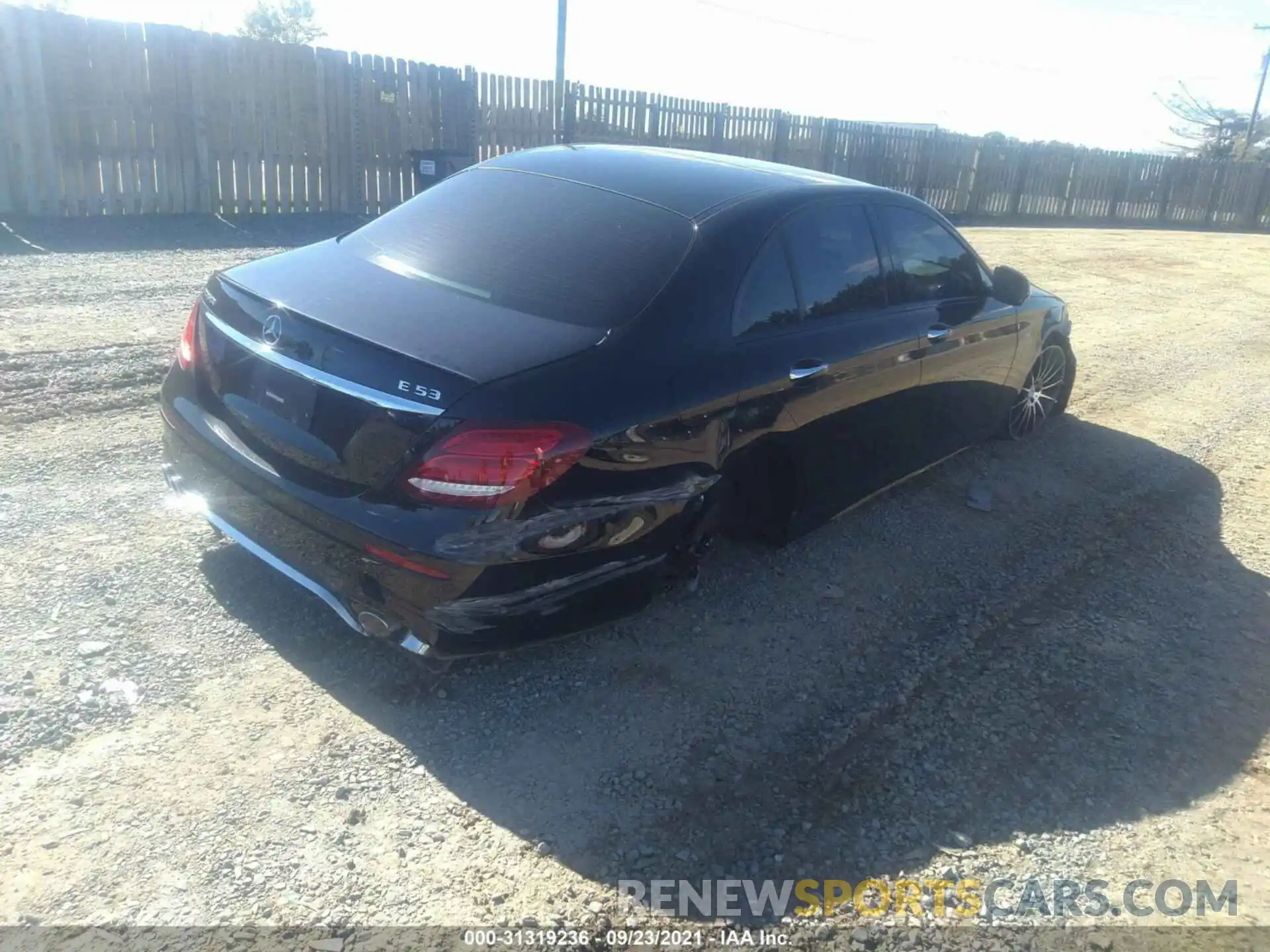 4 Photograph of a damaged car WDDZF6BBXKA621692 MERCEDES-BENZ E-CLASS 2019